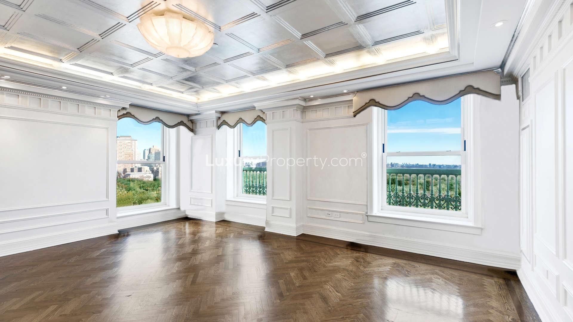 Stunning Central Park view from luxury 3-bed apartment in Manhattan for sale