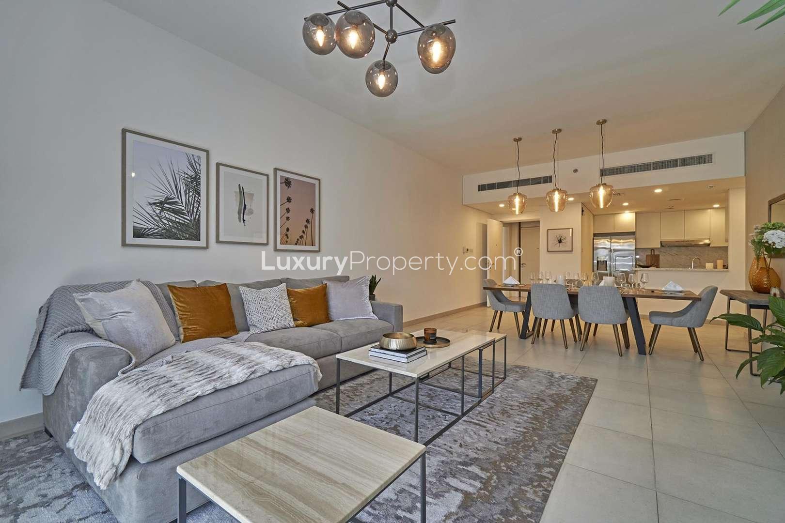 Modern kitchen in spacious 3-bedroom apartment for sale, Burj Jumeira view, Ref: LP06337