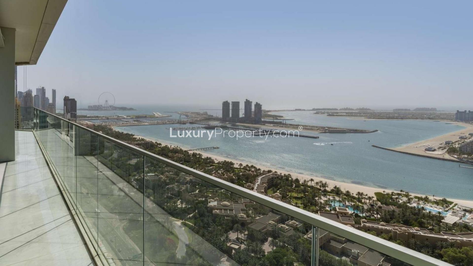 Modern kitchen in 3-bedroom apartment, Avani Palm View, Dubai Media City, for sale