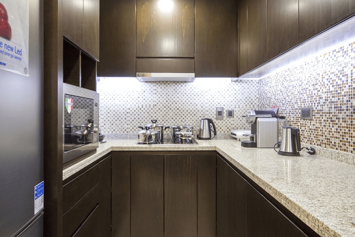 Spacious living room in 3-bed apartment at Balqis Residence, Palm Jumeirah, for sale