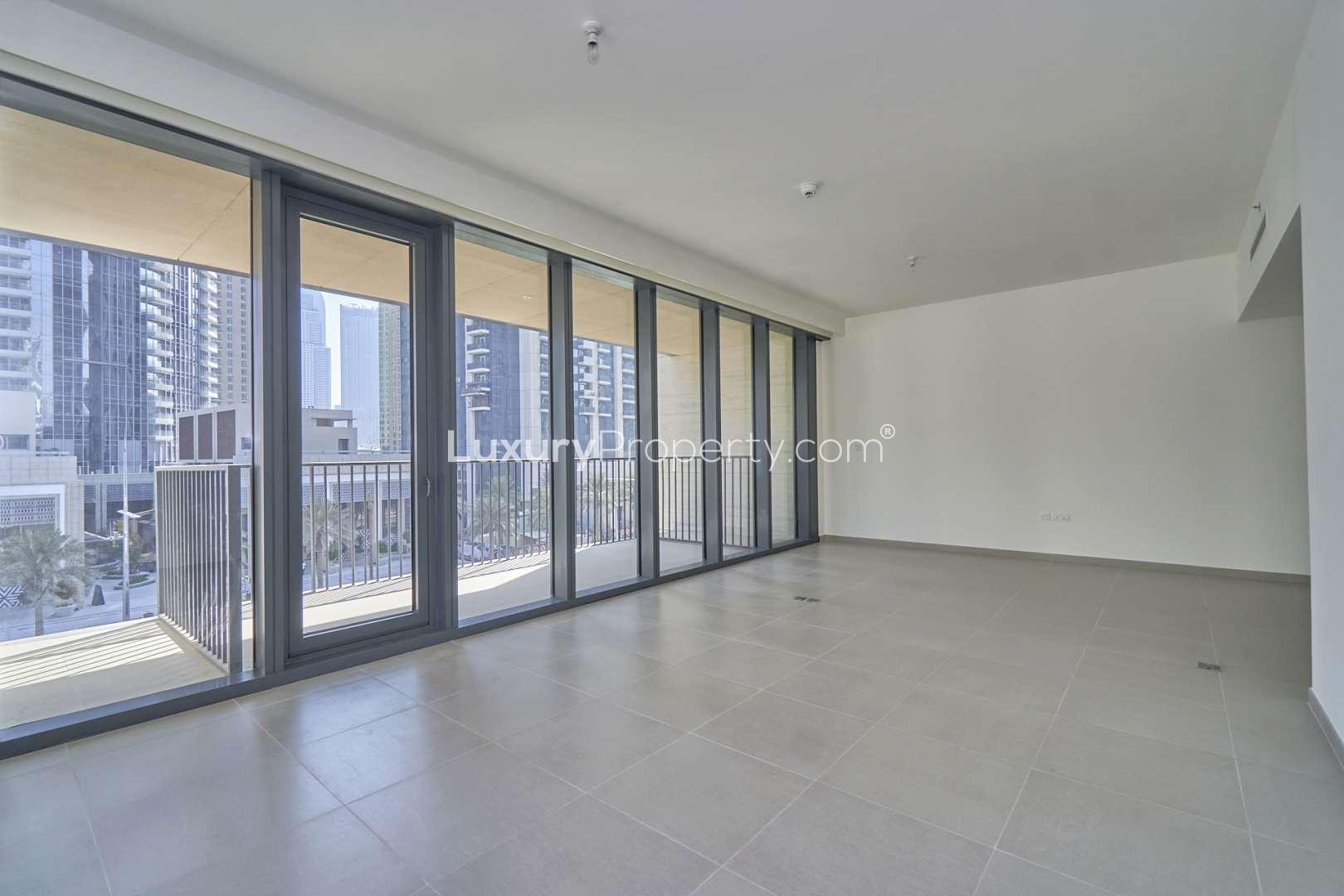 Modern kitchen in 3-bedroom duplex, BLVD Heights, Downtown Dubai, featuring sleek cabinetry
