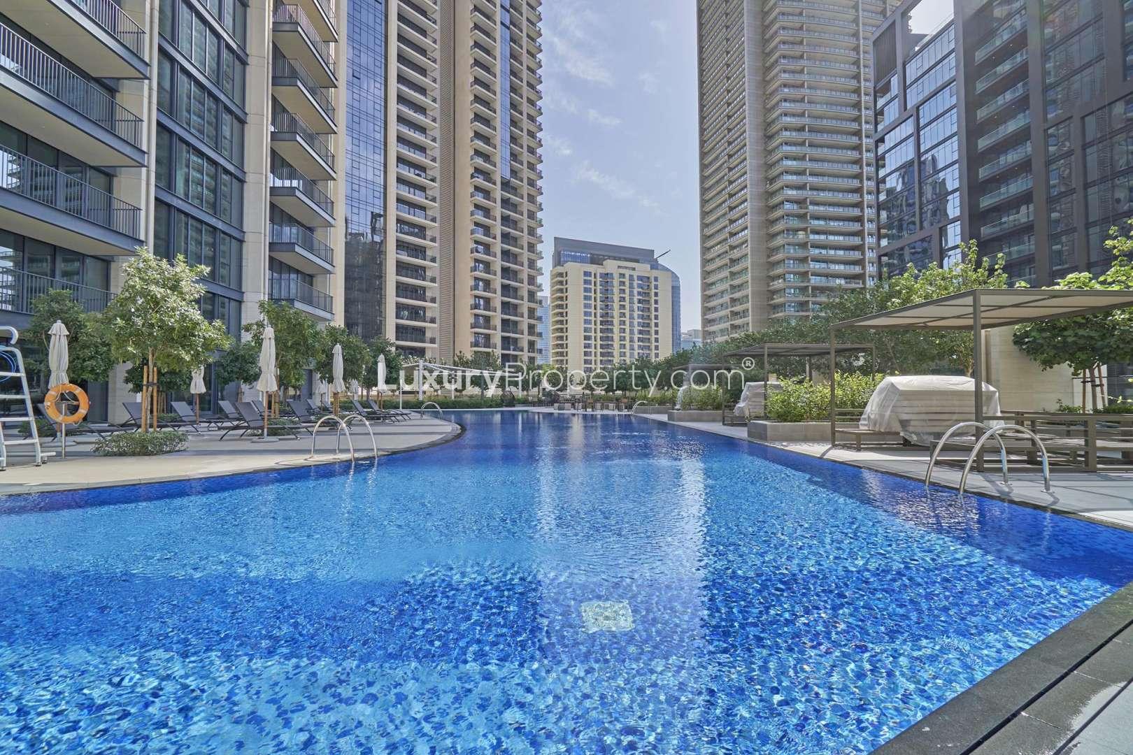 Spacious living area in three-bedroom apartment, BLVD Heights, Downtown Dubai, for sale
