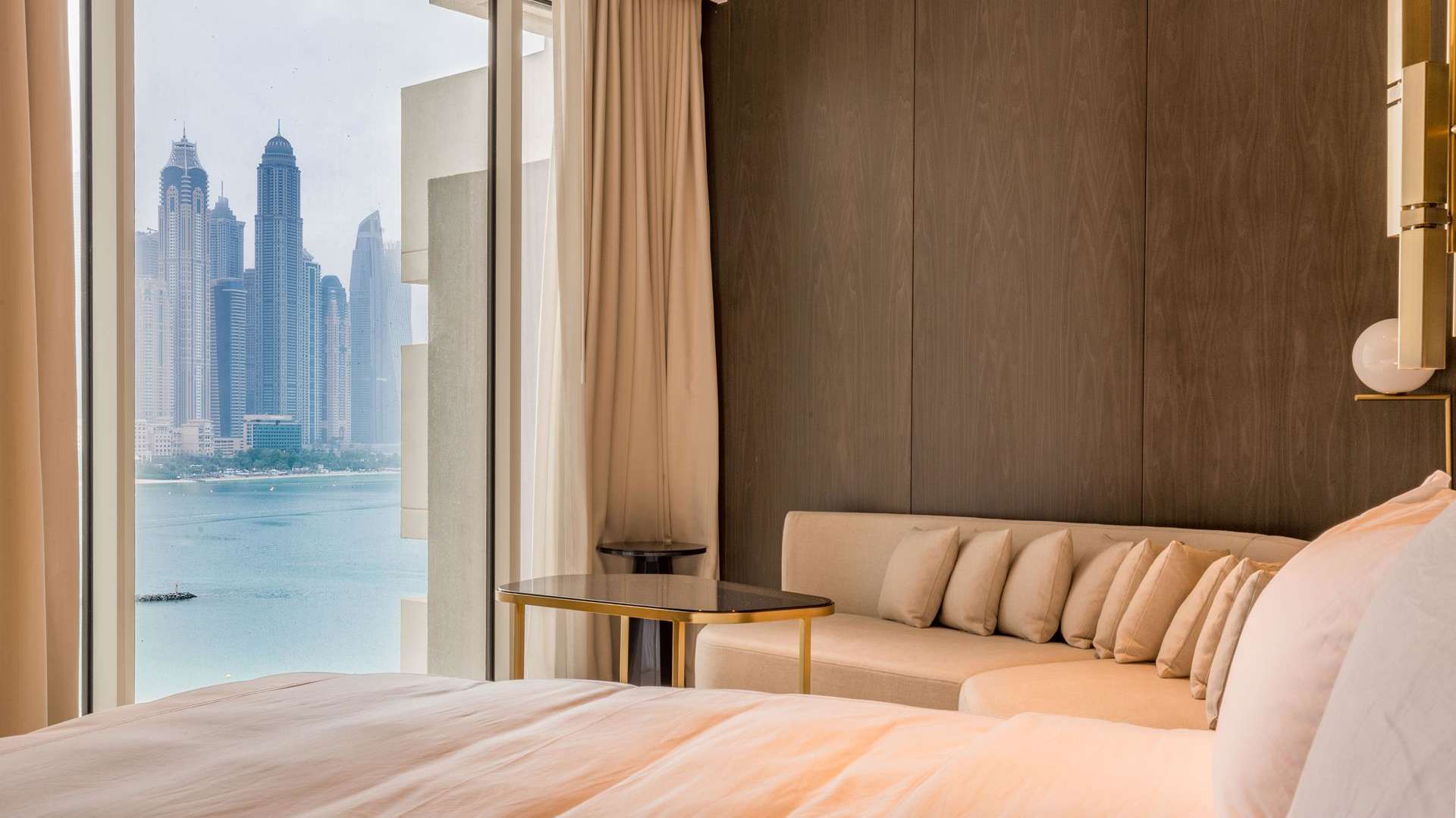 Ultramodern kitchen in 3-bedroom apartment, FIVE Palm Jumeirah, Dubai