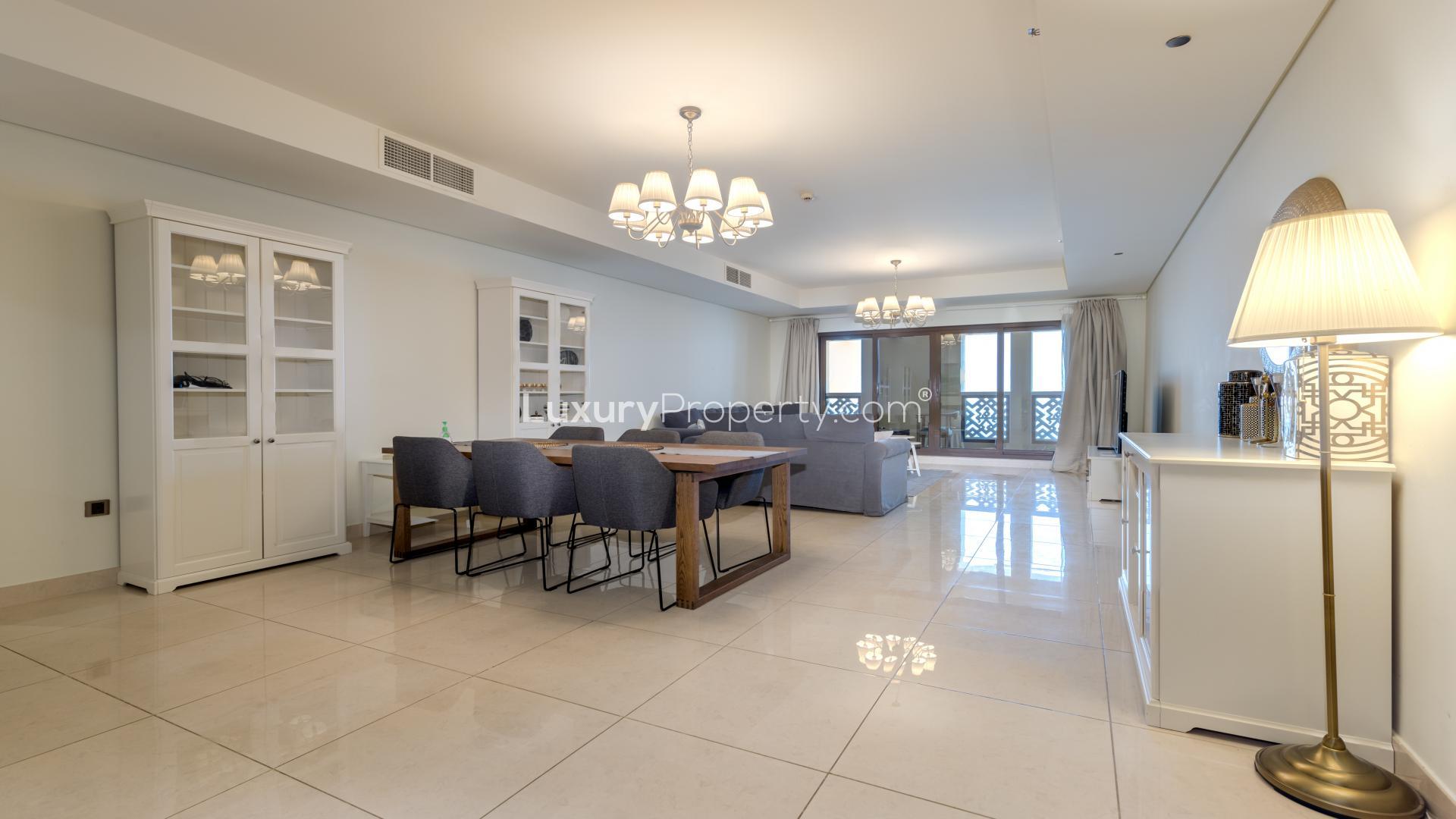 Modern kitchen in fully furnished 3-bedroom apartment, Kingdom of Sheba, Palm Jumeirah, for sale