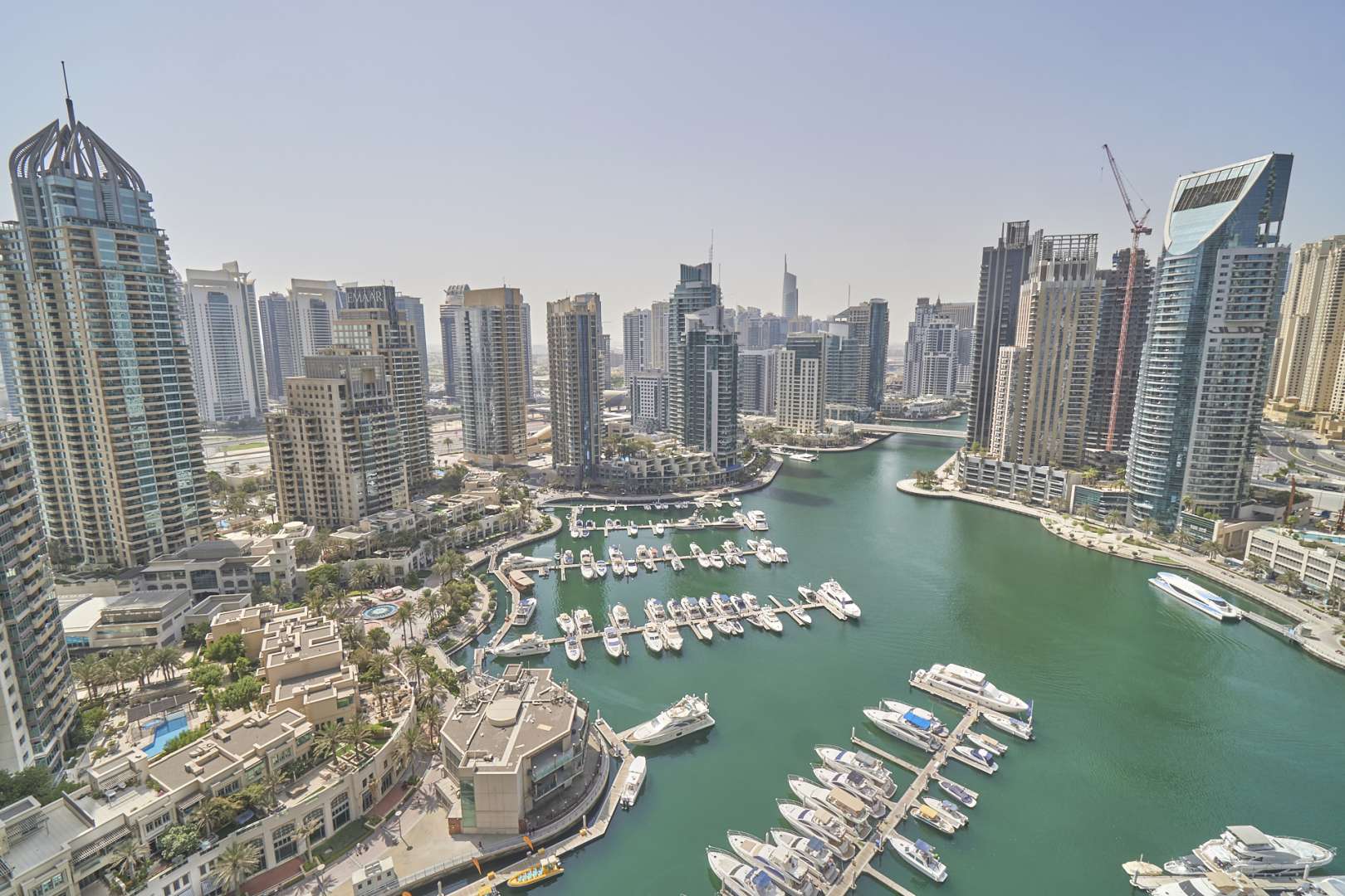 Modern kitchen in 3-bedroom Dubai Marina apartment for sale, Marina Gate