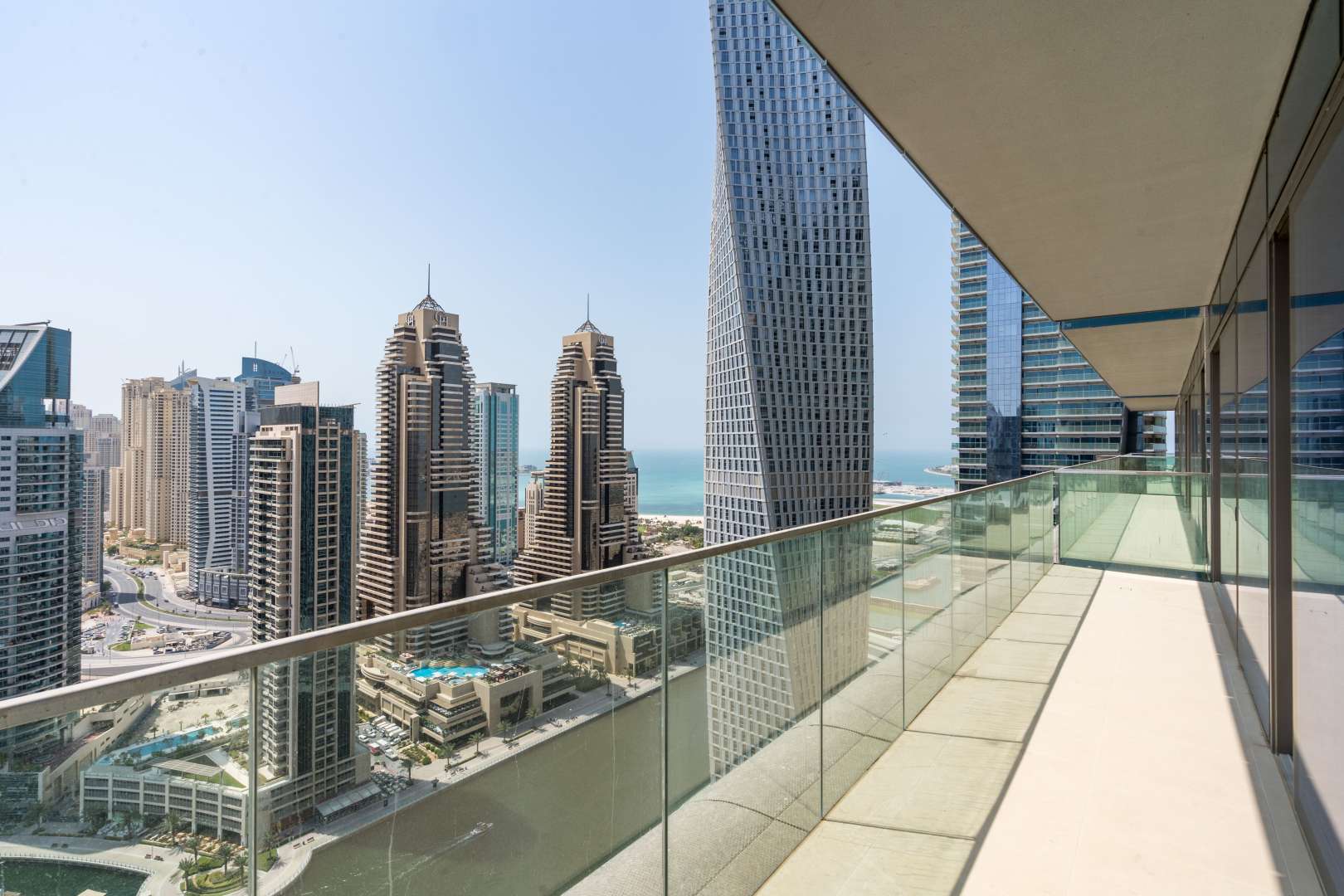 Furnished 3-bedroom apartment with full marina view at Marina Gate, Dubai Marina for sale