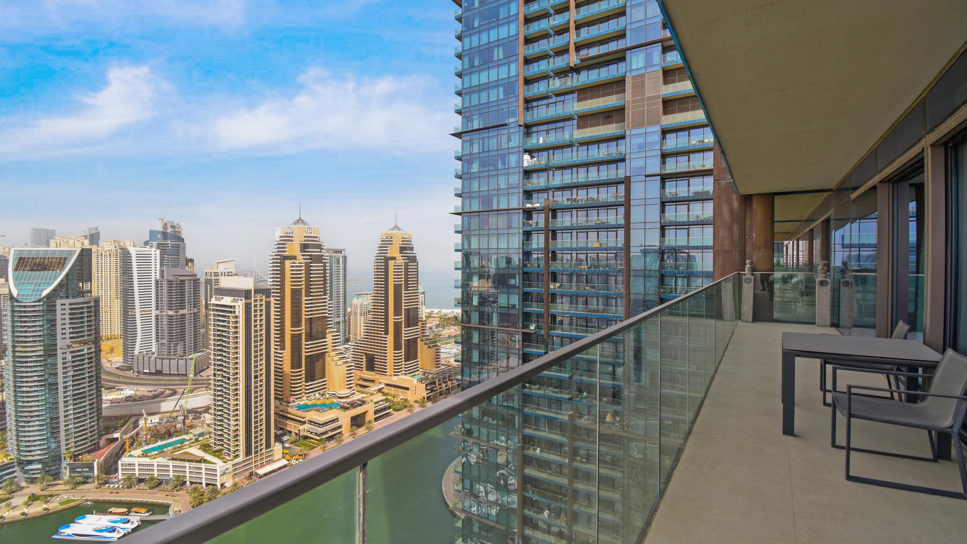 Modern high-floor apartment with large window view in Marina Gate, Dubai Marina