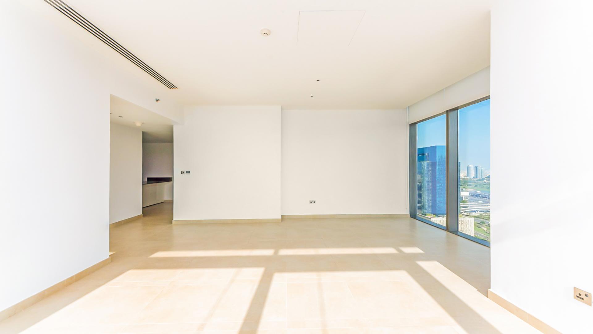 High floor view of Dubai Marina skyline and waterfront from Marina Gate apartment