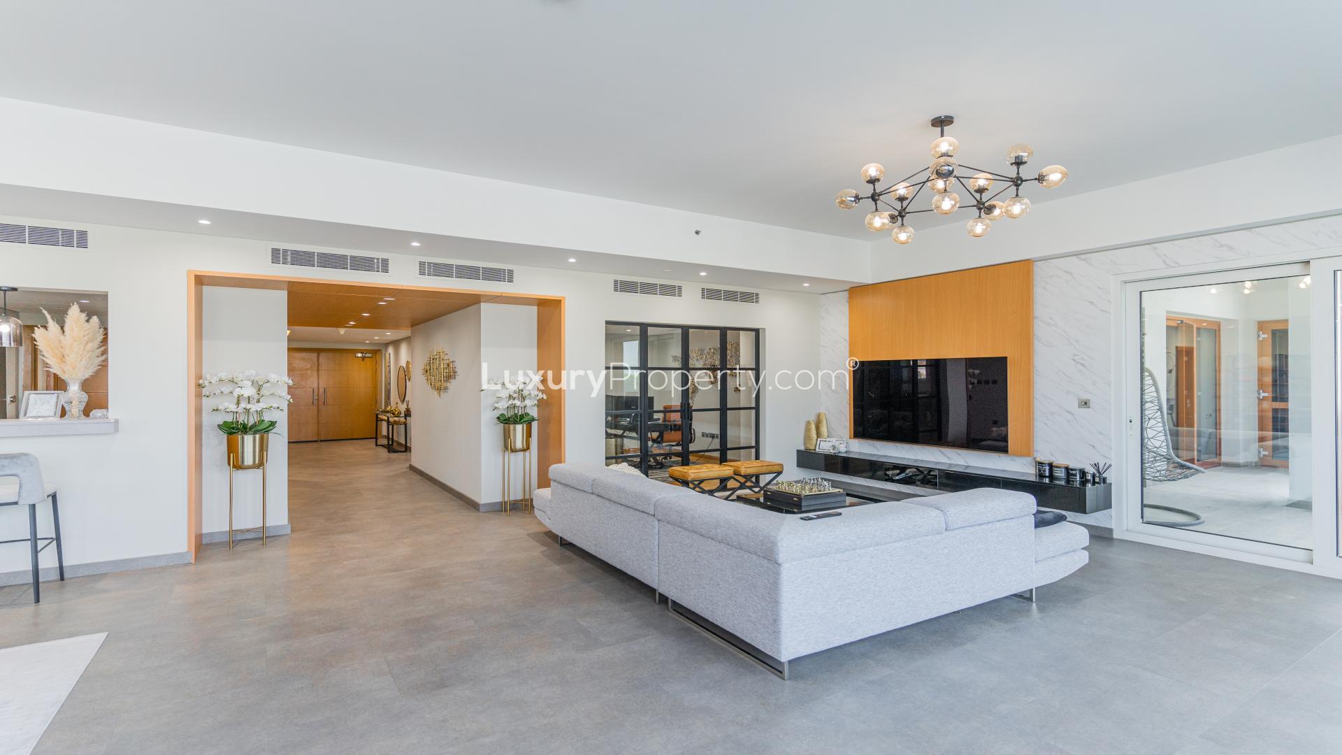 Marina view from renovated 3-bedroom apartment for sale, Palm Jumeirah, Dubai