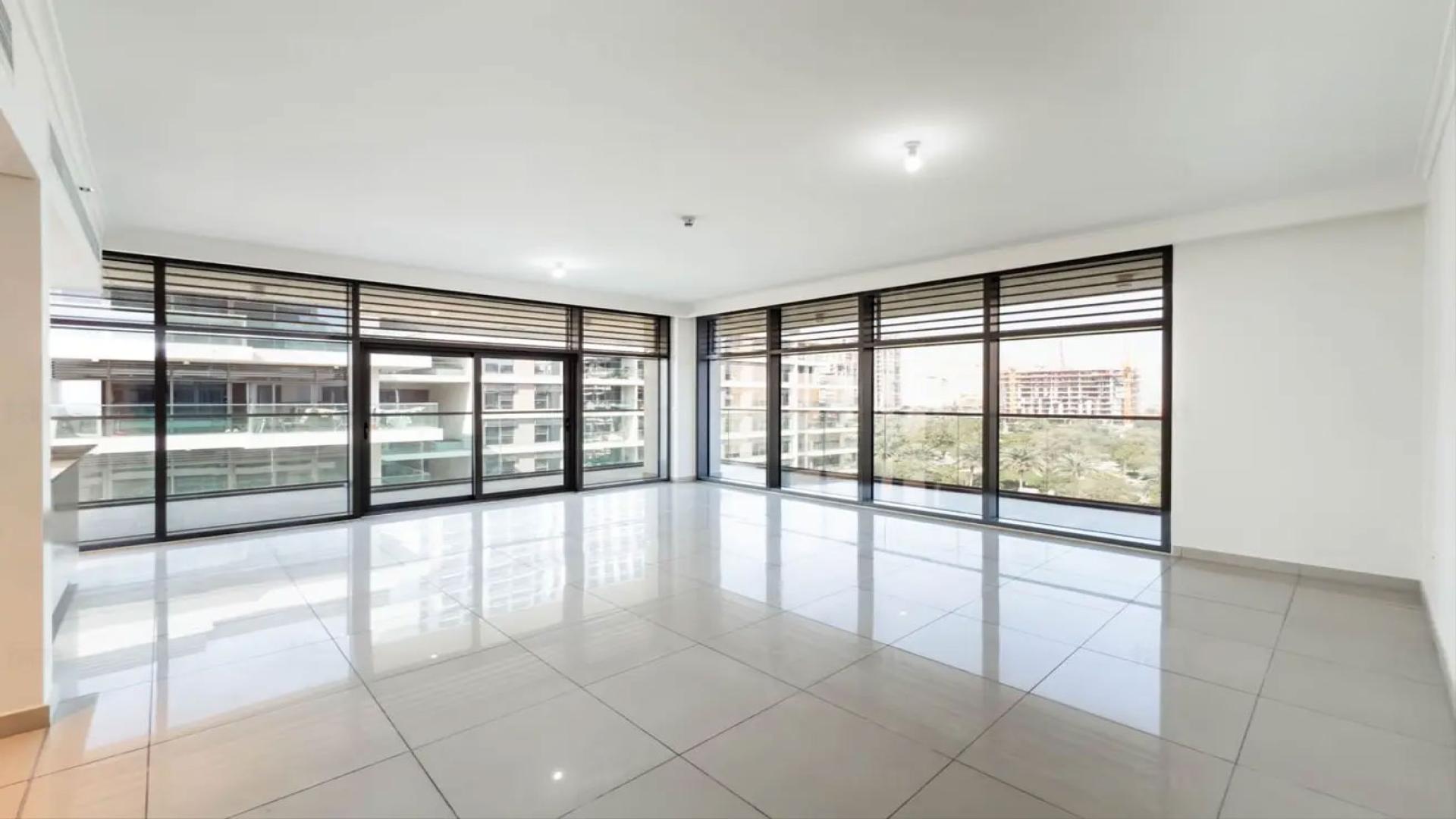 Corner 3-bed apartment with pool views in Dubai Hills Estate, Park Heights community