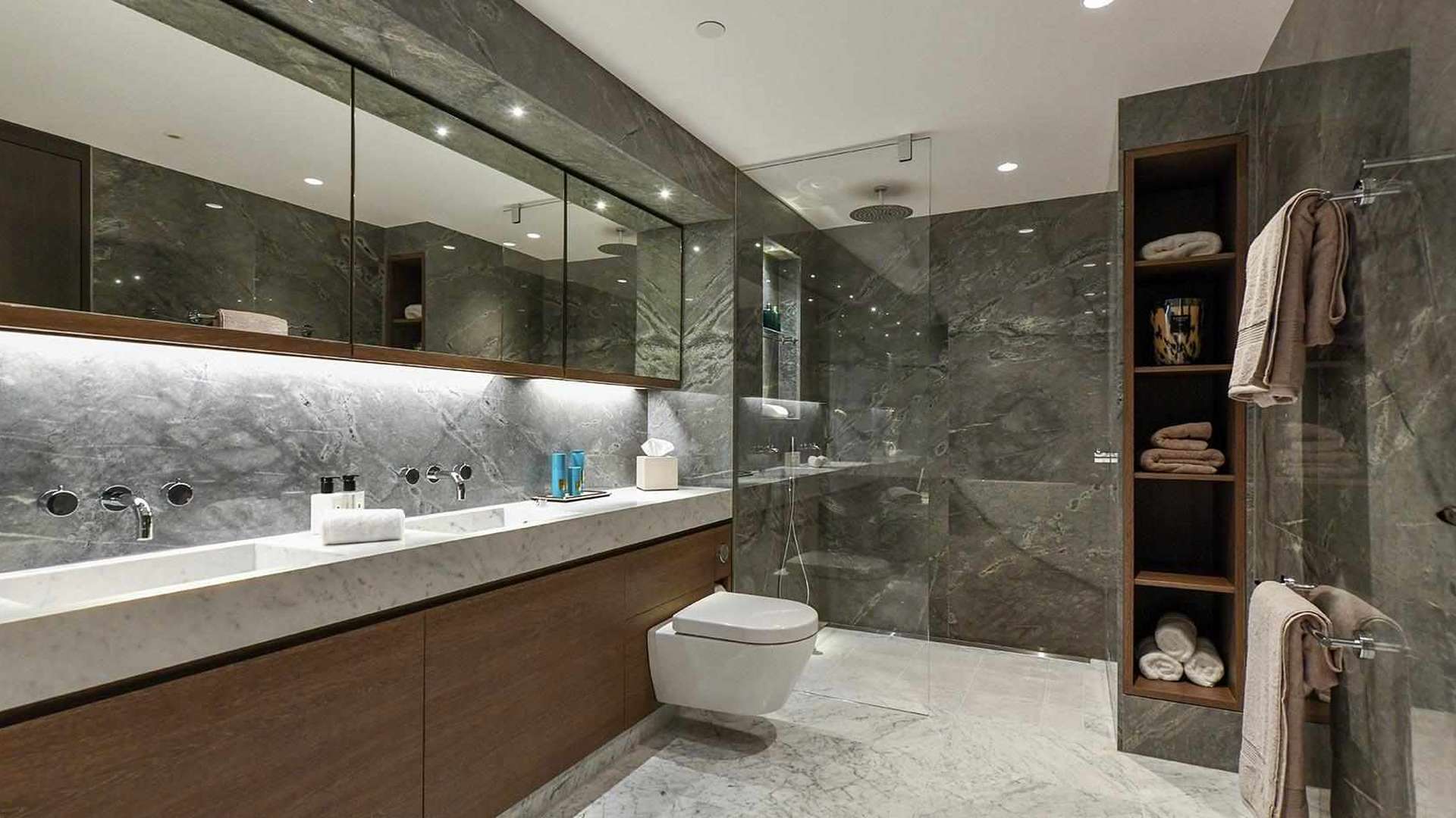 Luxurious dining area in three-bedroom apartment, One Blackfriars, South Bank, London for sale