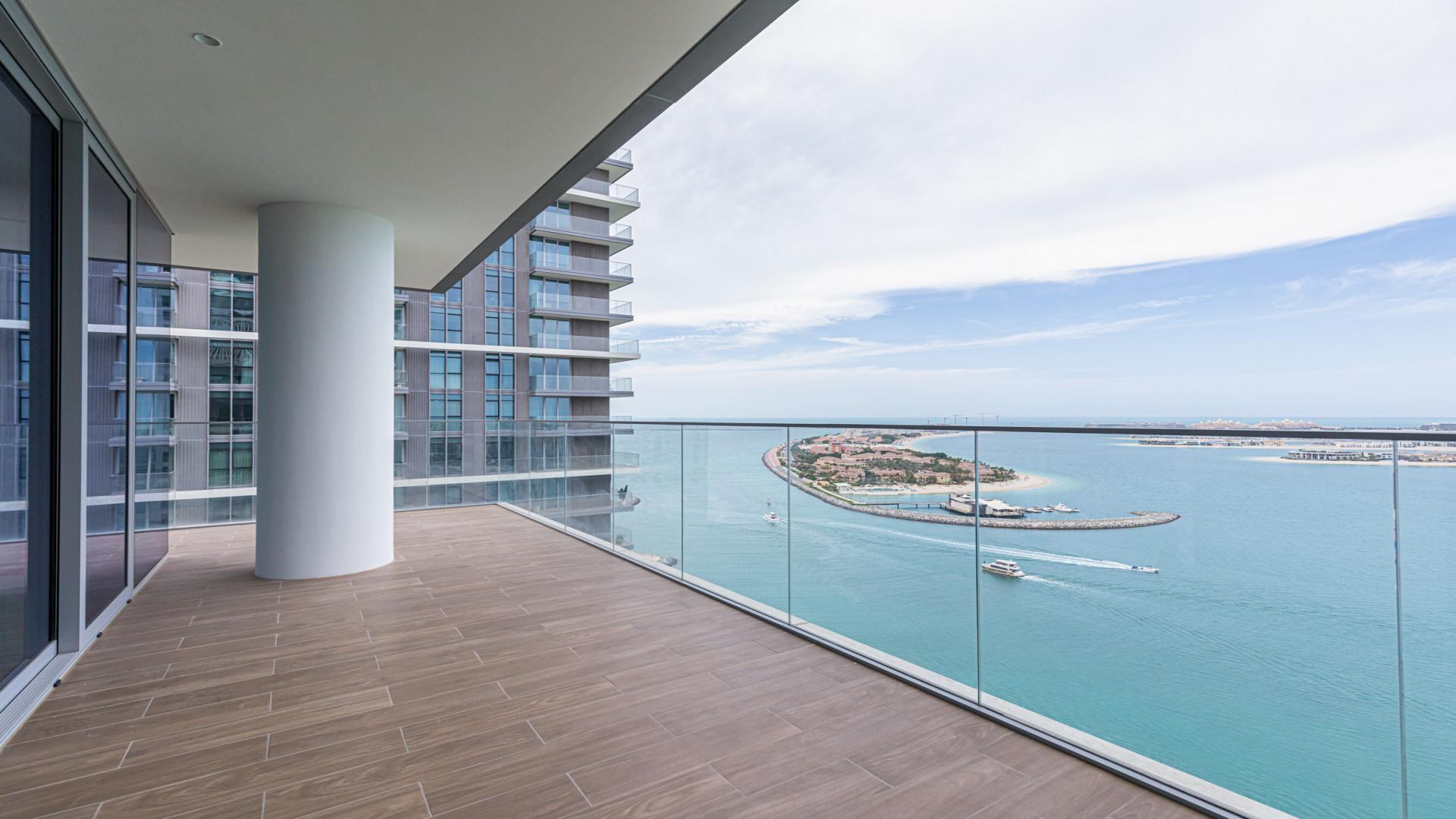 Modern living room with sea view at Emaar Beachfront apartment, Dubai Harbour