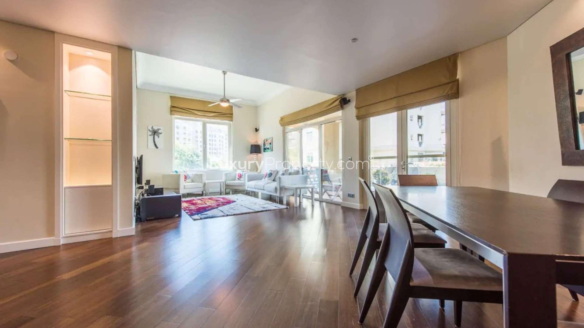 Spacious balcony of fully upgraded 3-bedroom Shoreline Apartment, Palm Jumeirah, Dubai