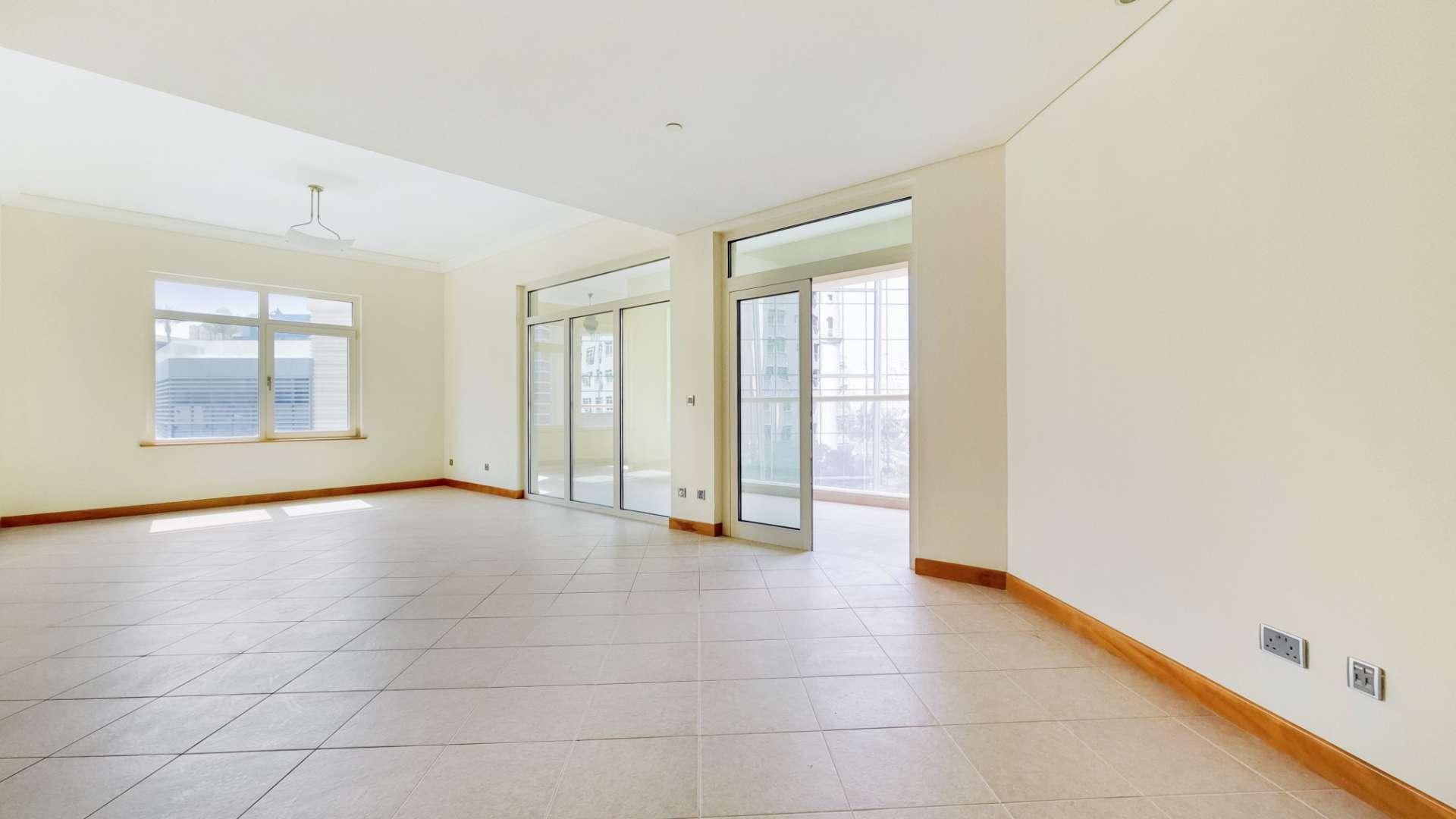 3 bedroom apartment in Shoreline Apartments, Palm Jumeirah