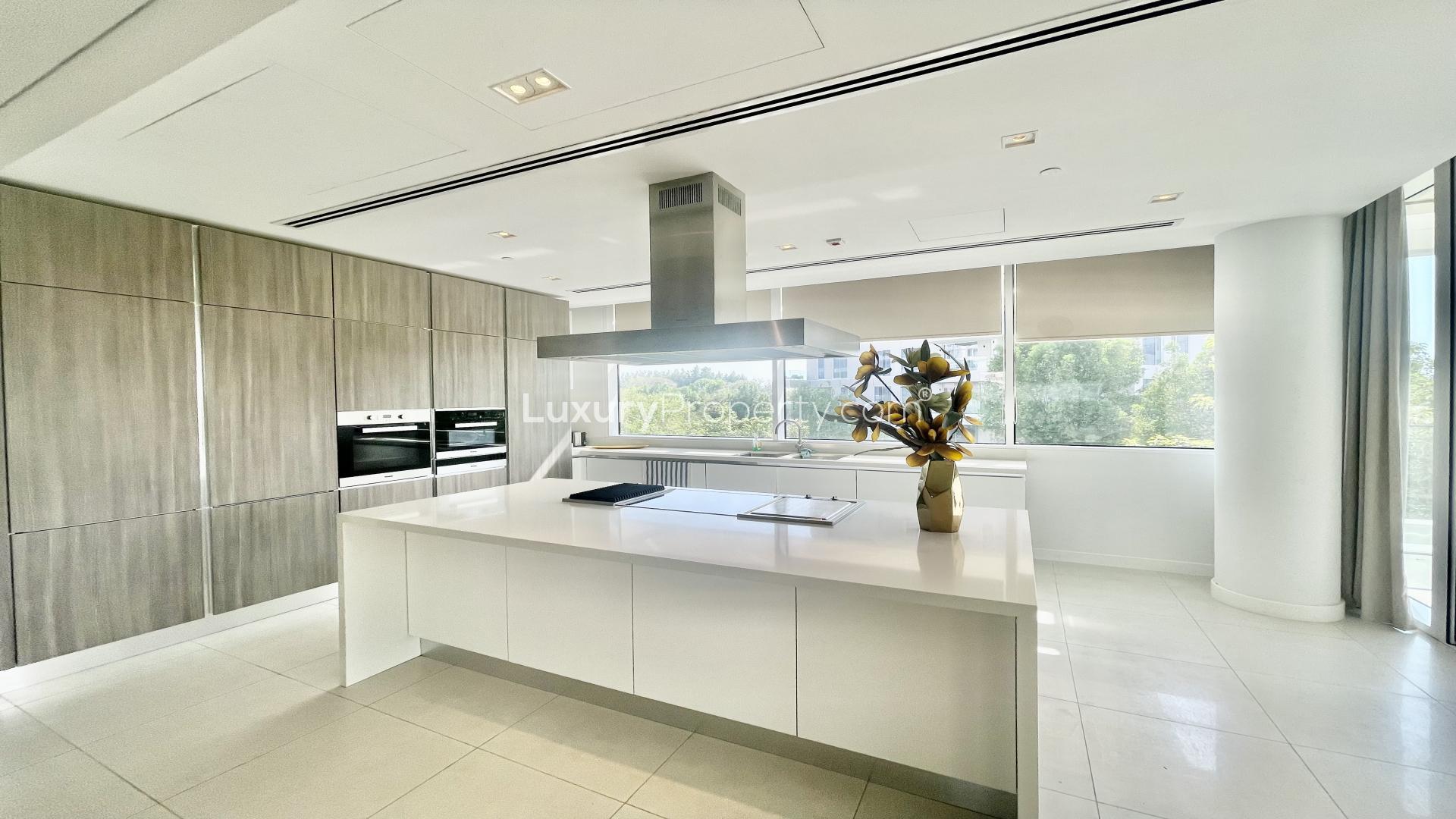 Luxurious modern kitchen with island in 3-bedroom apartment, Ashjar, Al Barari, for sale