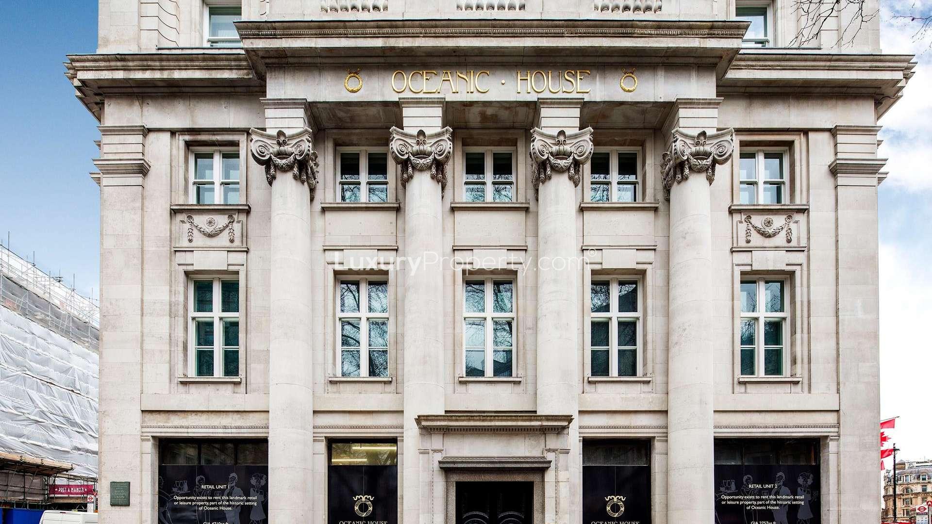 Luxurious kitchen in three-bedroom apartment, Oceanic House, St James's Park, London