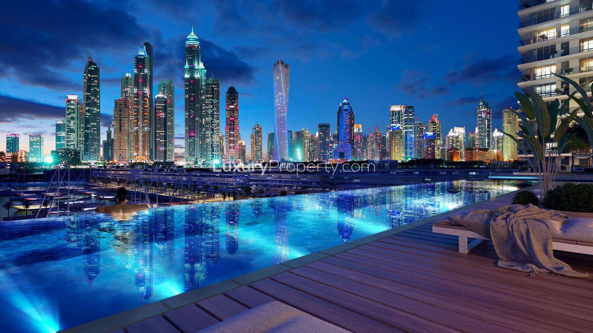 Modern three-bedroom apartment with breathtaking Dubai skyline view, Emaar Beachfront, Dubai Harbour