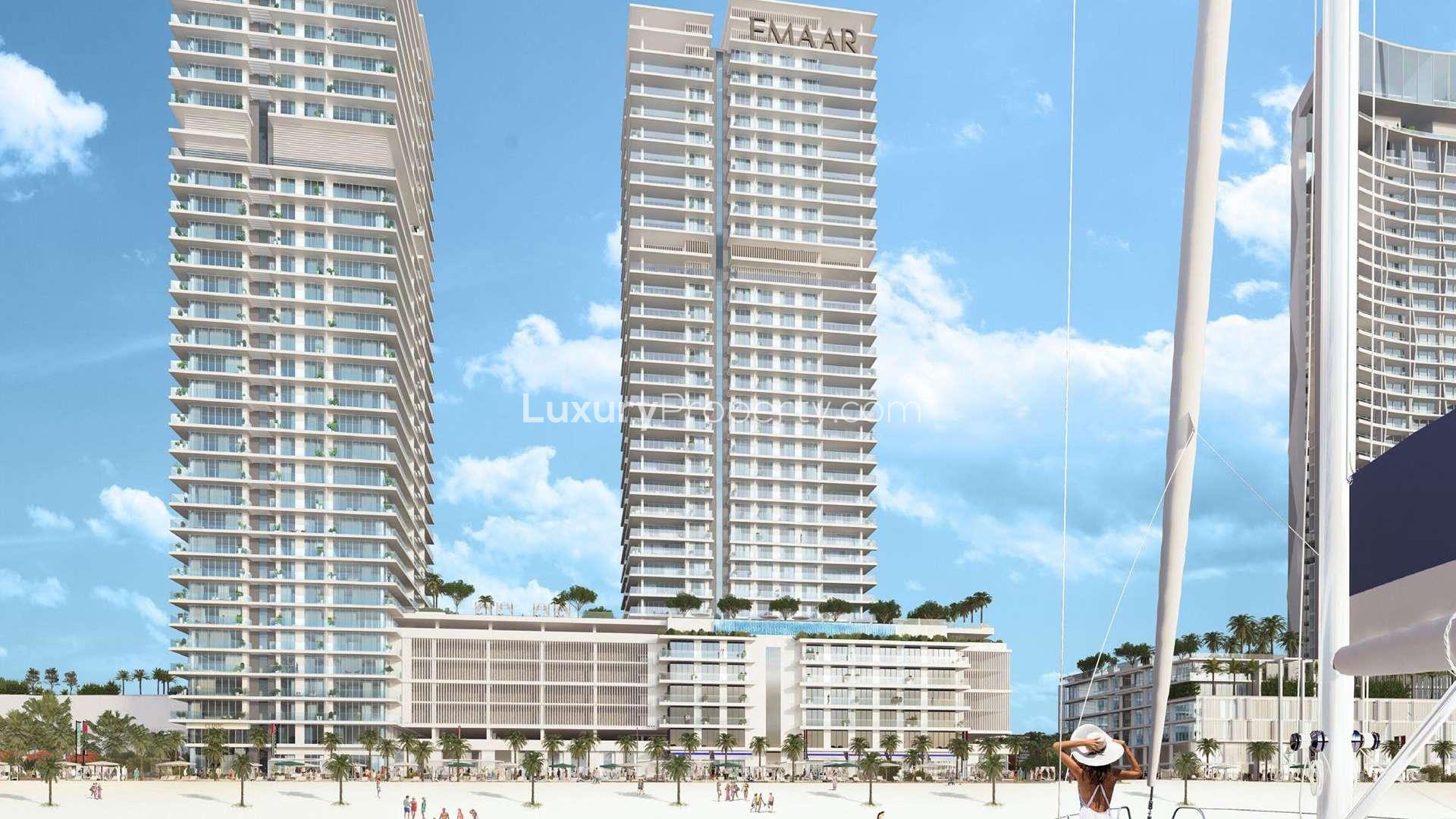 Three-bedroom apartment in Sunrise Bay, Dubai Harbour with modern interior and stunning sea view