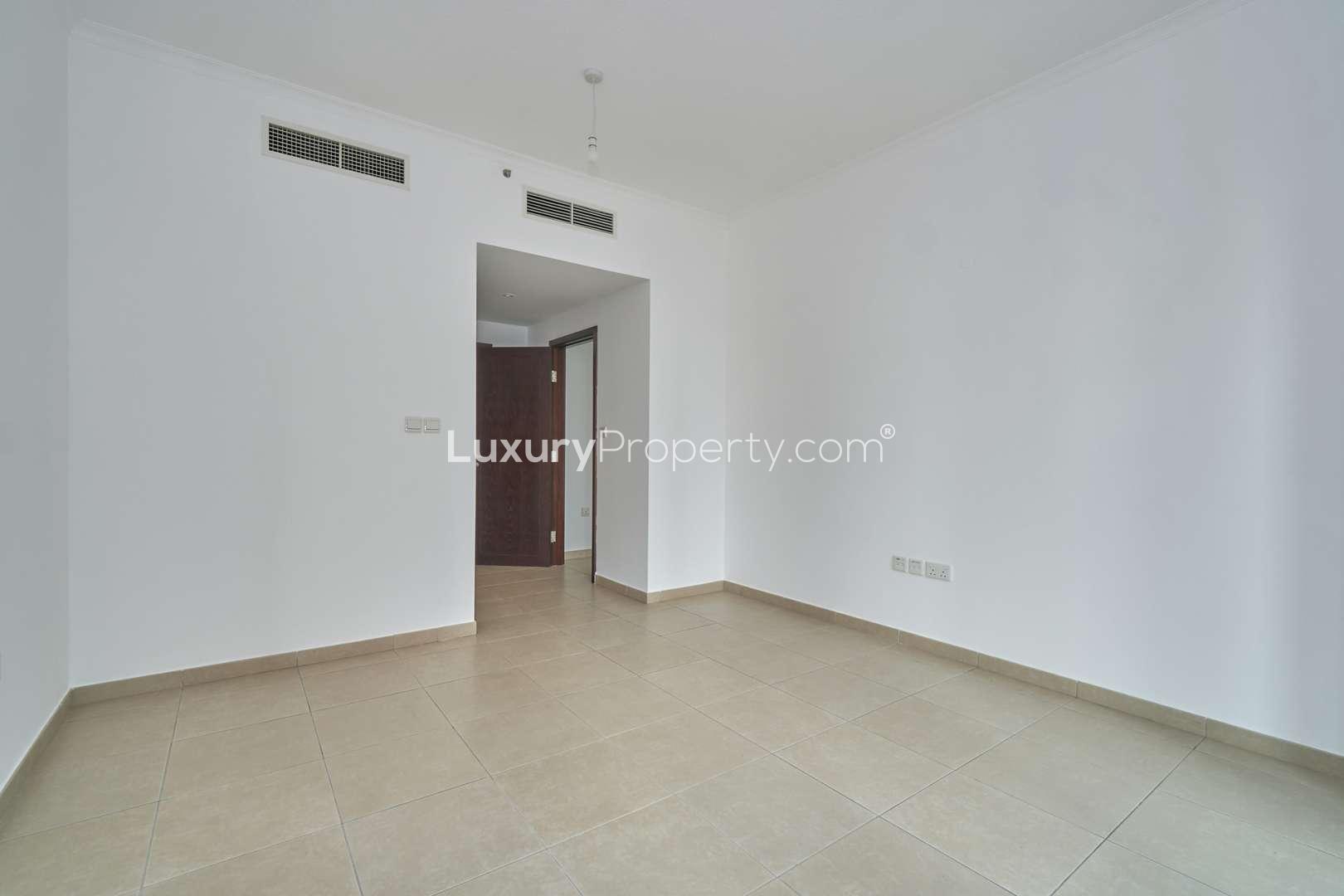 Spacious living room in 3-bedroom apartment for sale, Downtown Dubai, near Dubai Mall