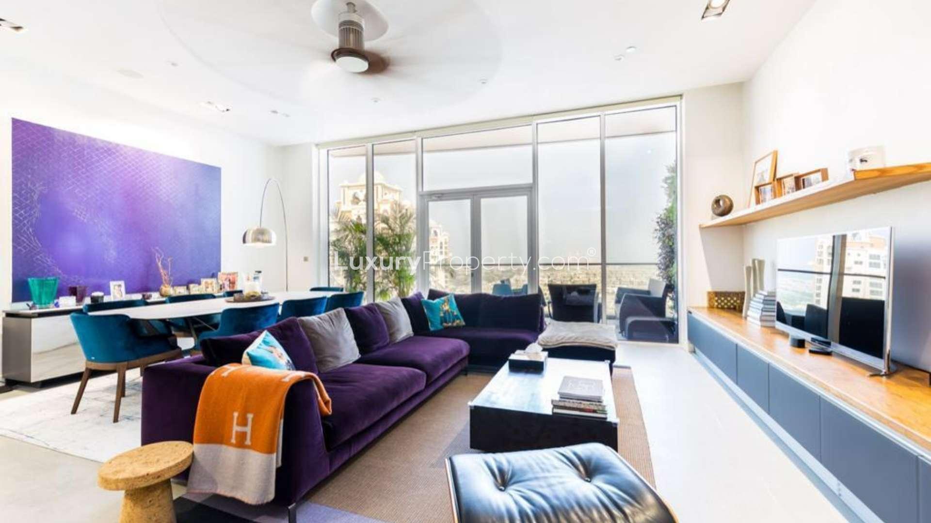 Luxury living room in fully upgraded 3-bed Tiara Residences apartment, Palm Jumeirah