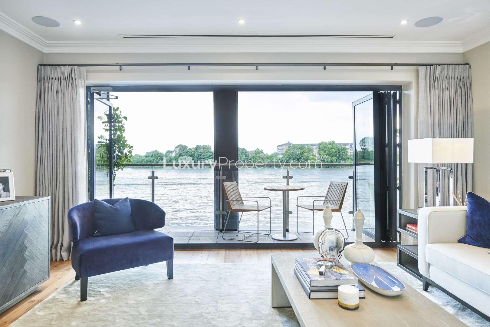 Modern apartment exterior at Palace Wharf, London, for sale in West End Gate