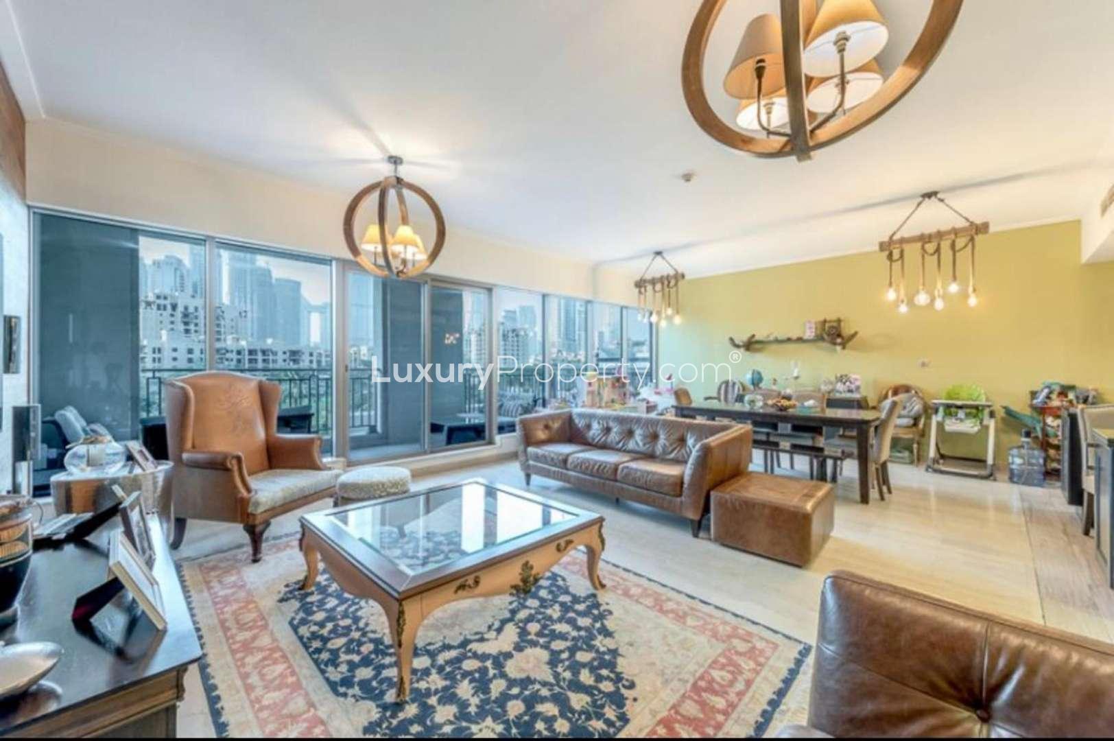 Modern bathroom in luxury 3-bedroom podium villa, South Ridge, Downtown Dubai