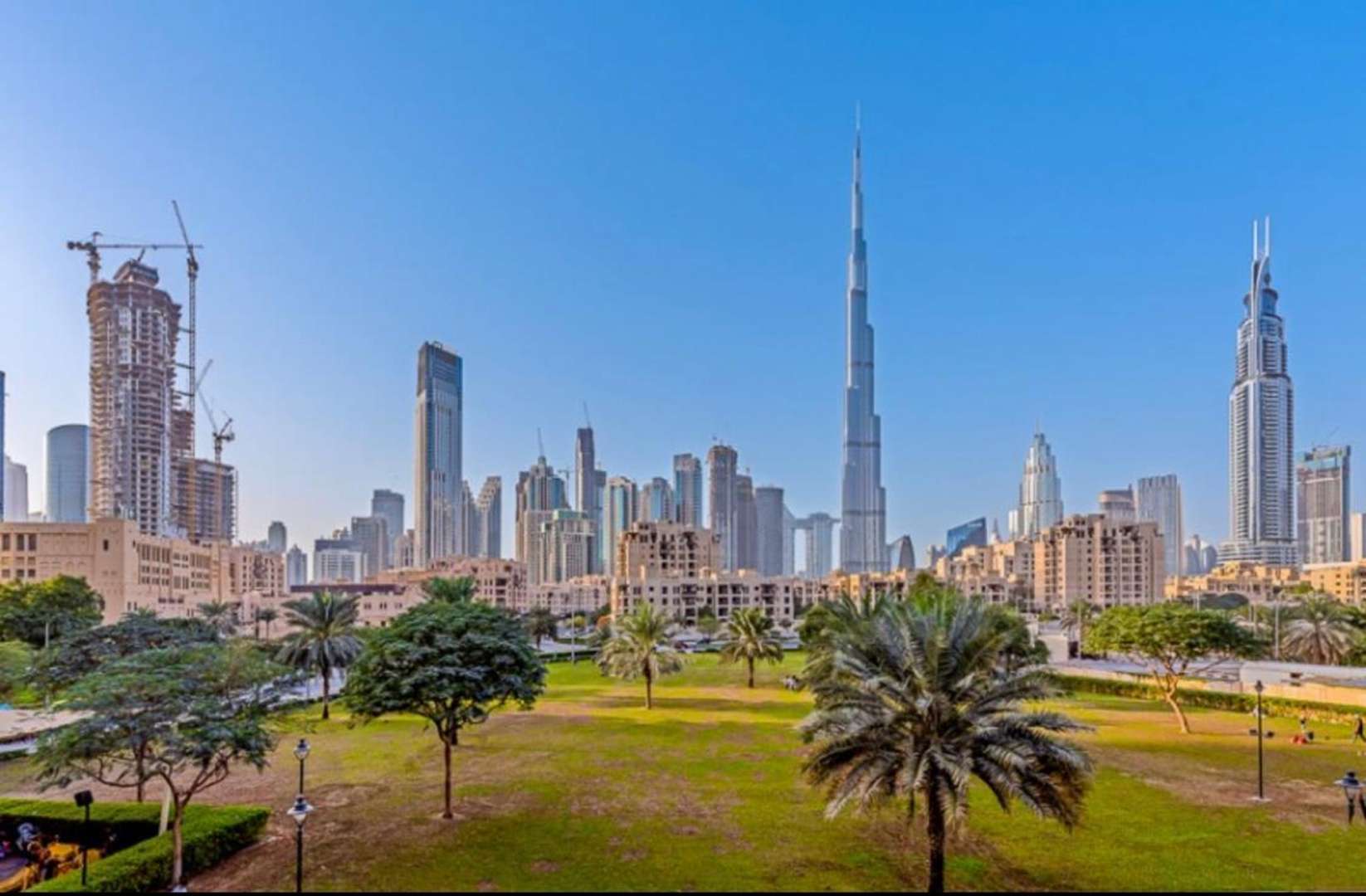 Luxury 3-bedroom podium villa living room in South Ridge, Downtown Dubai with city views