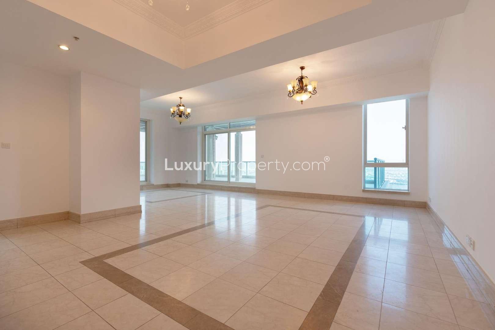 Spacious terrace of 3-bed duplex penthouse in Emaar 6, Dubai Marina for rent