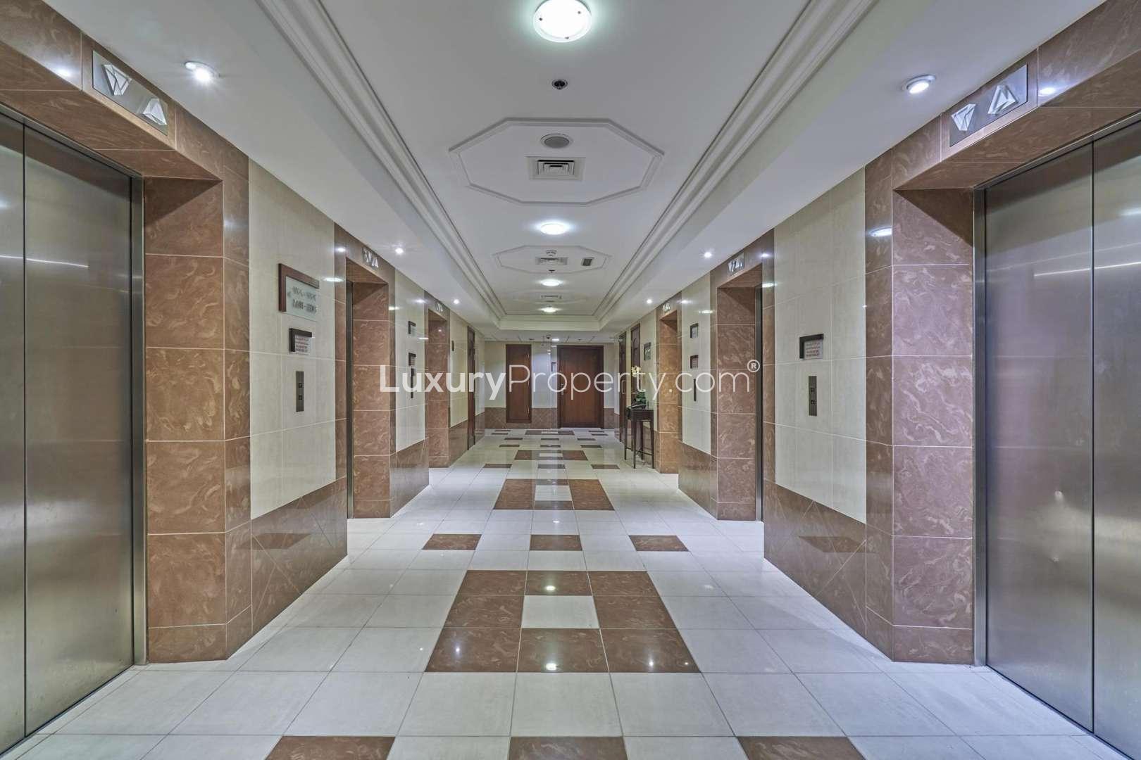 Luxury serviced apartment exterior at Marriott Dubai Harbor Hotel, Dubai Marina, for rent