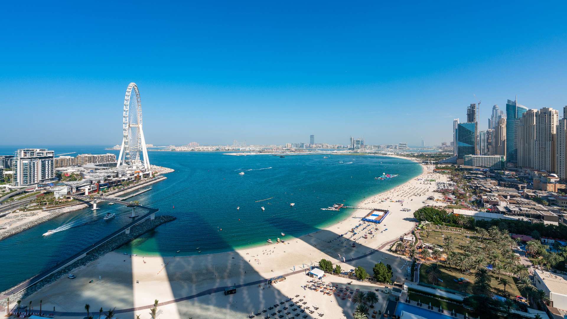 Aerial view of The Address Jumeirah Resort, beachfront apartments, Jumeirah Beach Residence, Dubai