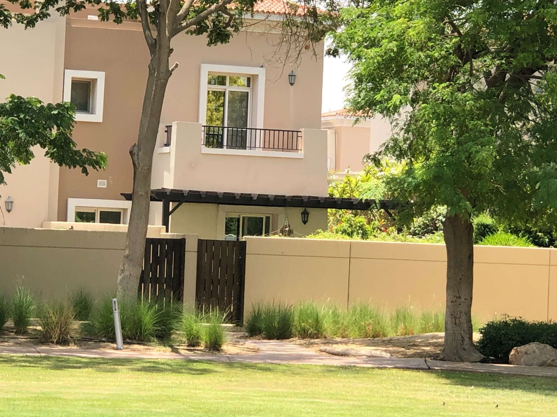 Exterior view of 3-bedroom townhouse for rent in Al Reem 3, Arabian Ranches