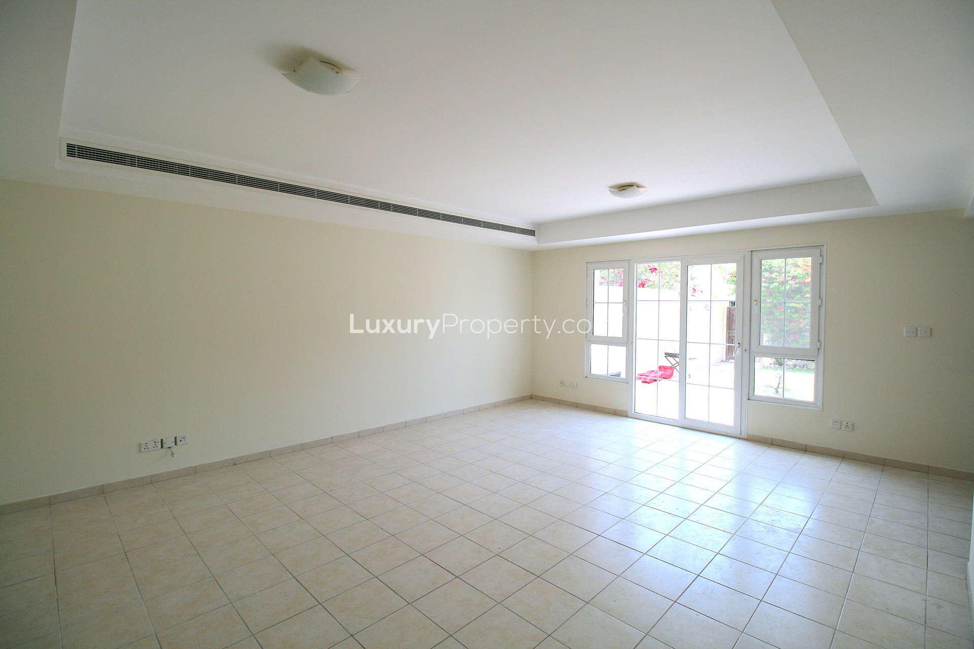Bright living room in 3-bedroom villa, Al Reem 1, Arabian Ranches for rent