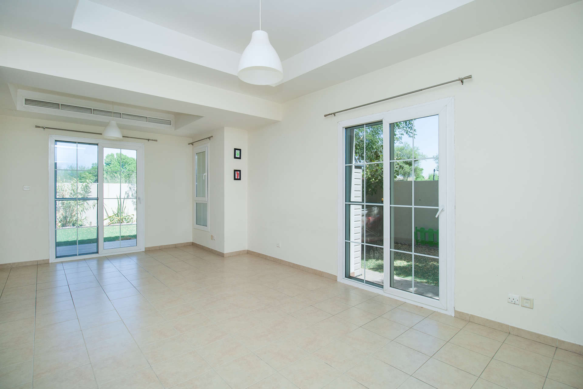 Empty bedroom with built-in wardrobe in Al Reem 1 villa, Arabian Ranches