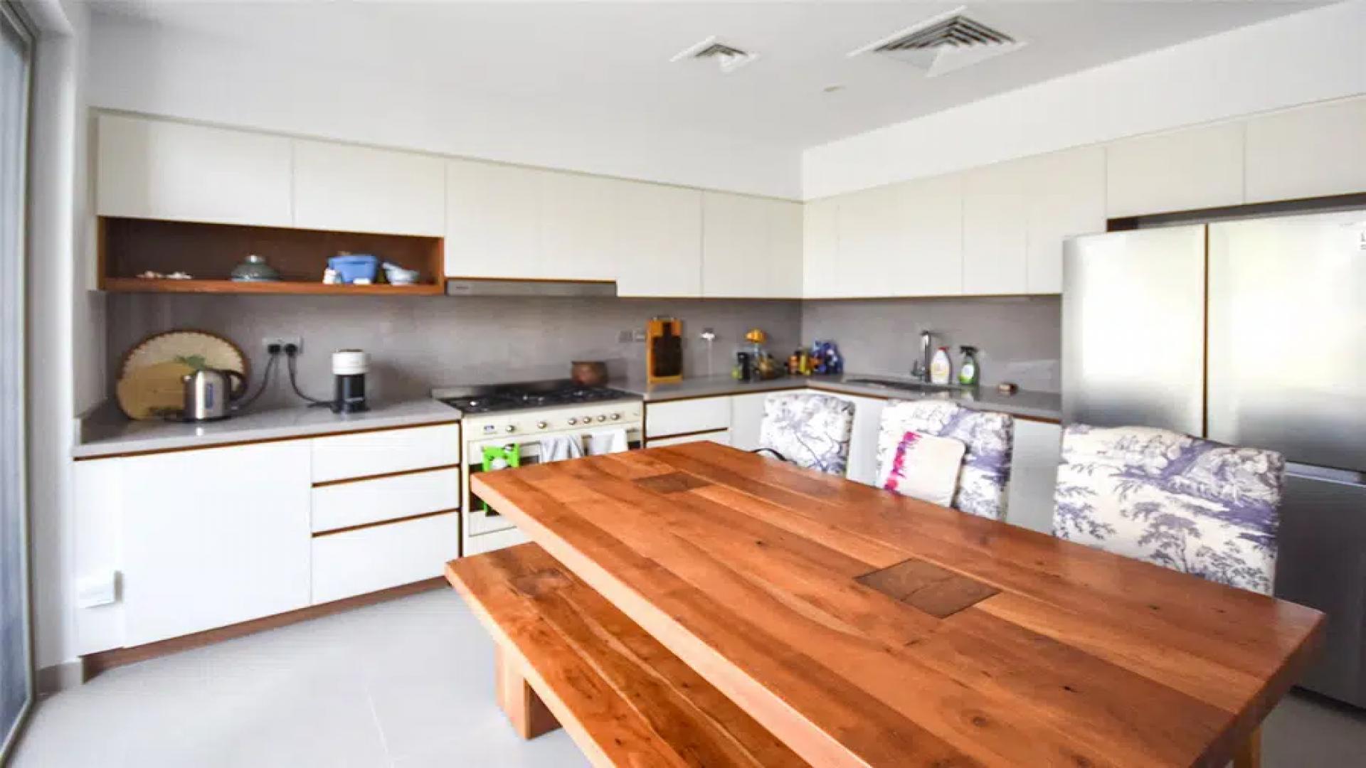 Modern living room in 3-bedroom townhouse, Arabian Ranches 2, Dubai, for rent