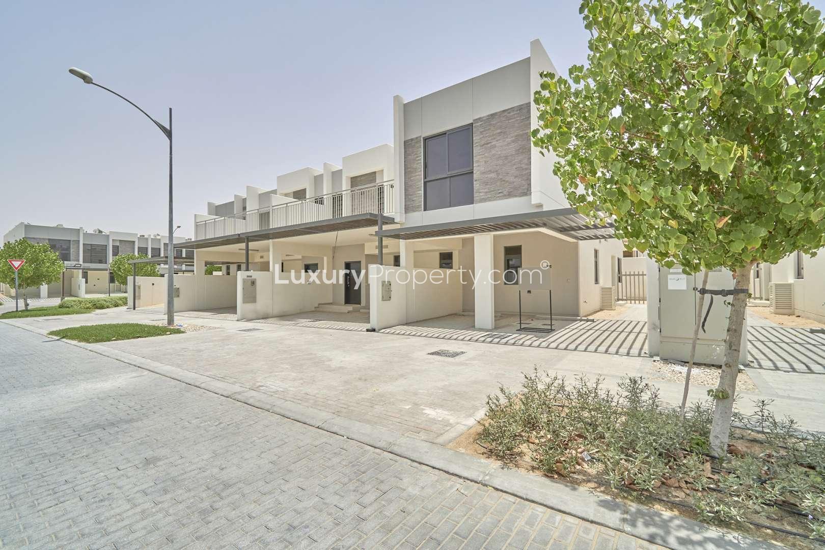 Brand new three-bedroom townhouse exterior in Coursetia, Akoya Oxygen, available for rent