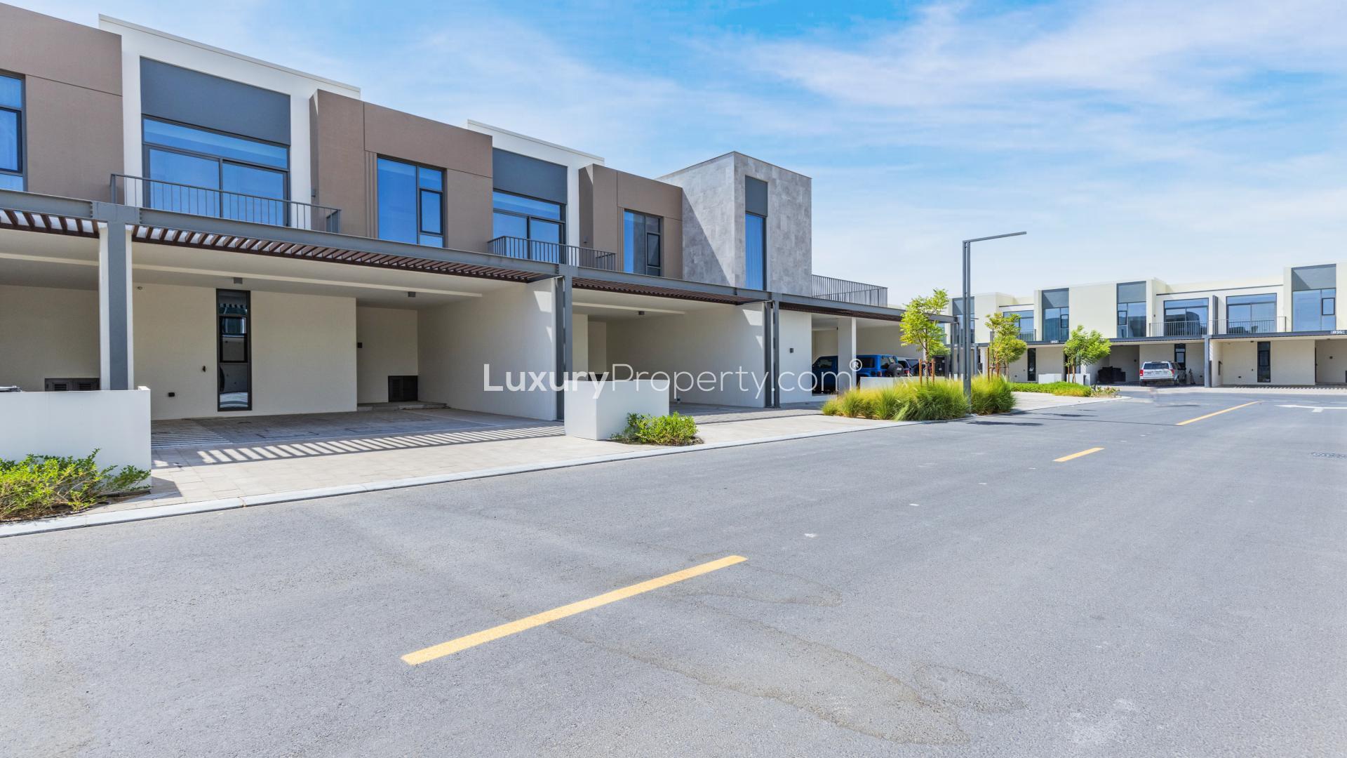 Modern kitchen in luxury 2-bedroom townhouse, Joy, Arabian Ranches III, for rent