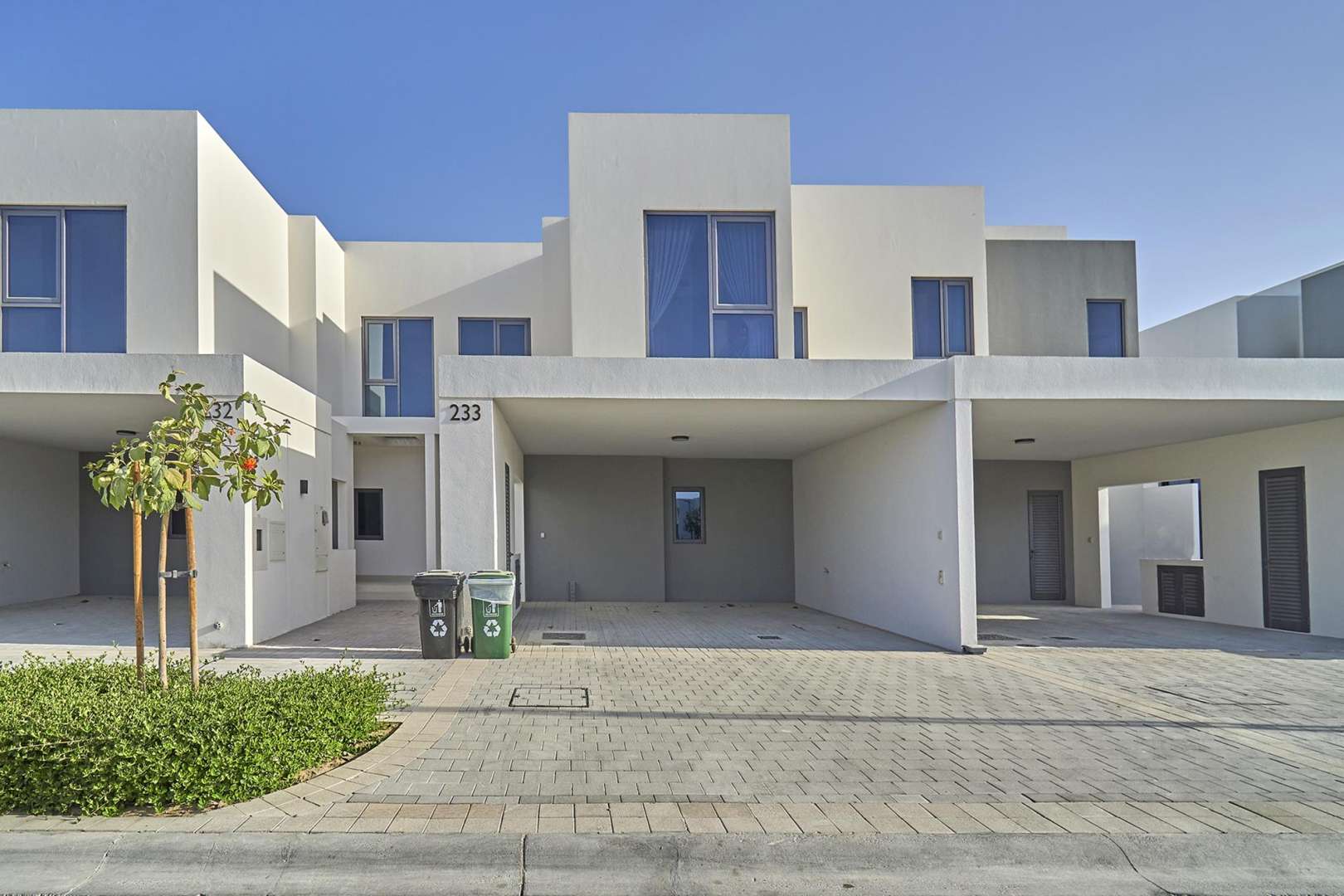 Exterior view of 3-bedroom townhouse for rent in Maple 3, Dubai Hills Estate