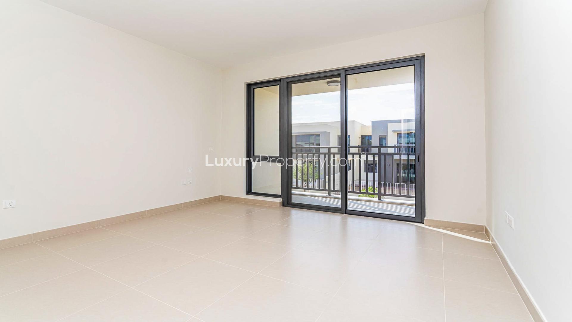 Modern kitchen in 3-bedroom townhouse, Maple at Dubai Hills Estate, available for rent