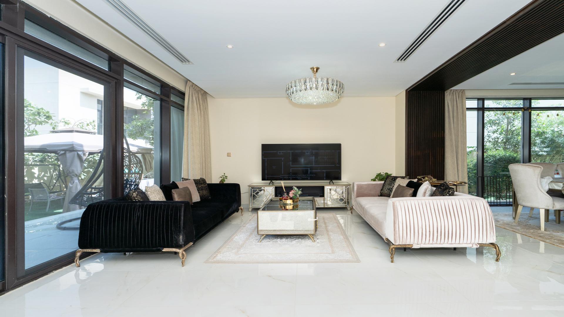 Modern 3-bedroom townhouse in Damac Hills, Queens Meadow, opposite pool and park