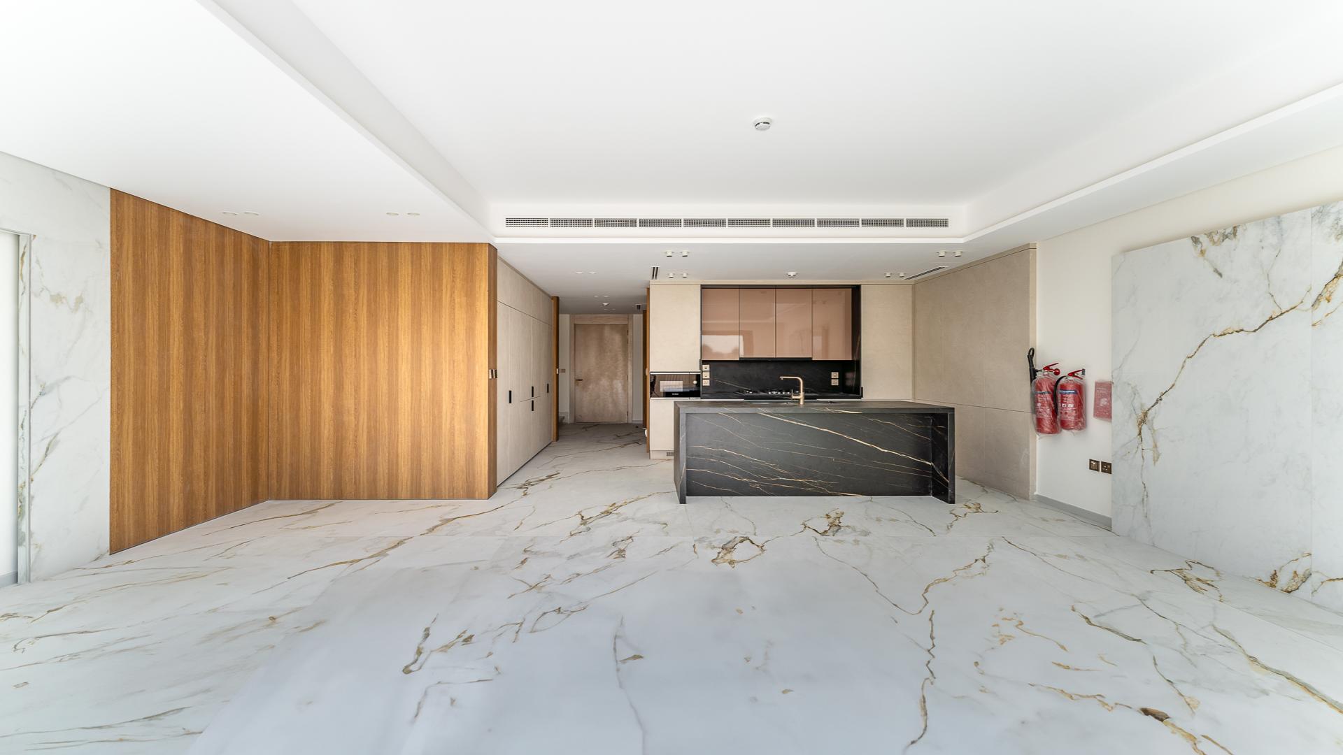 Modern kitchen interior in 3-bedroom townhouse, Jasmine Lane, Jumeirah Golf Estates, for sale