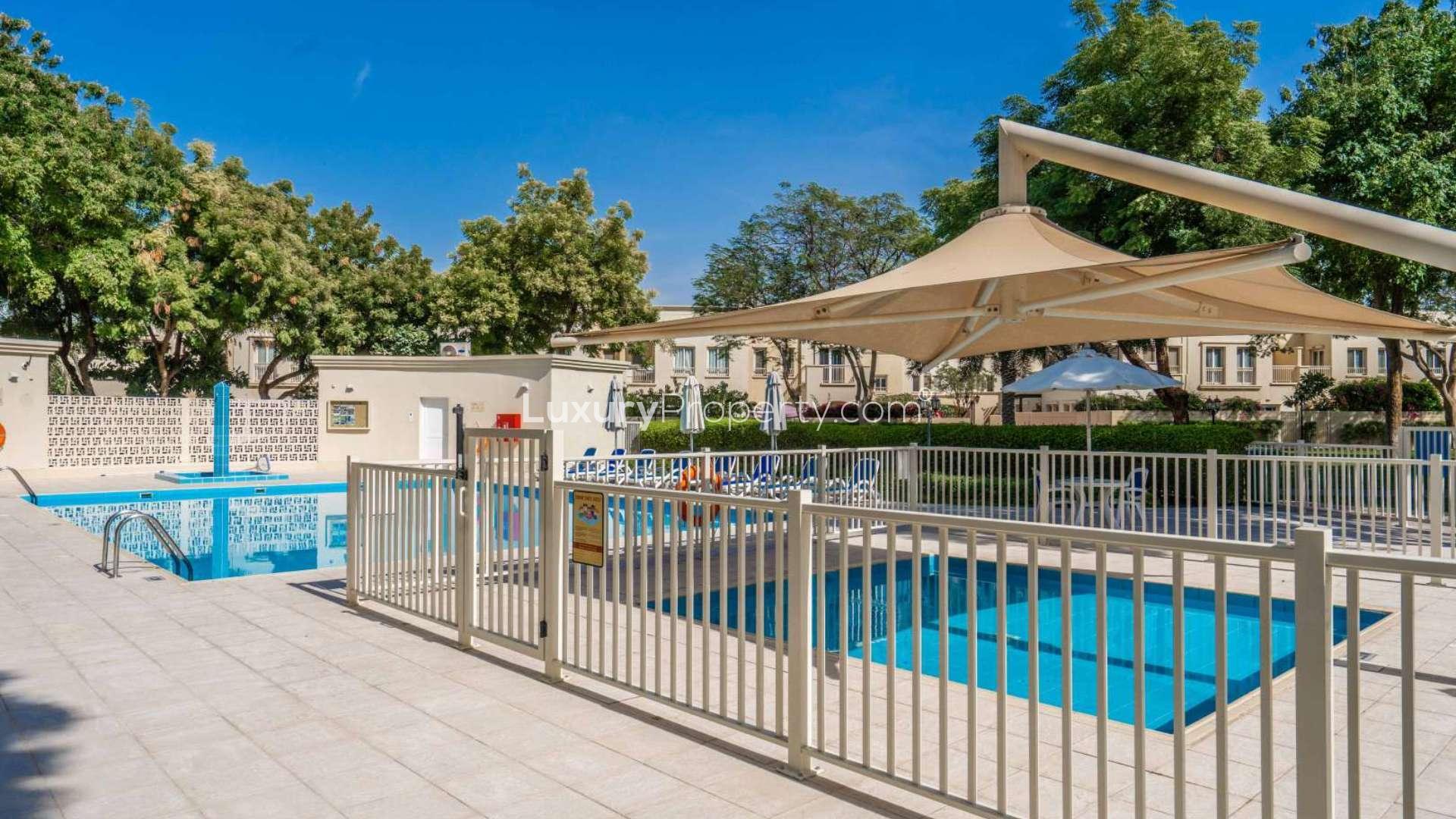 Bright living area in 3-bedroom townhouse for rent, The Springs community