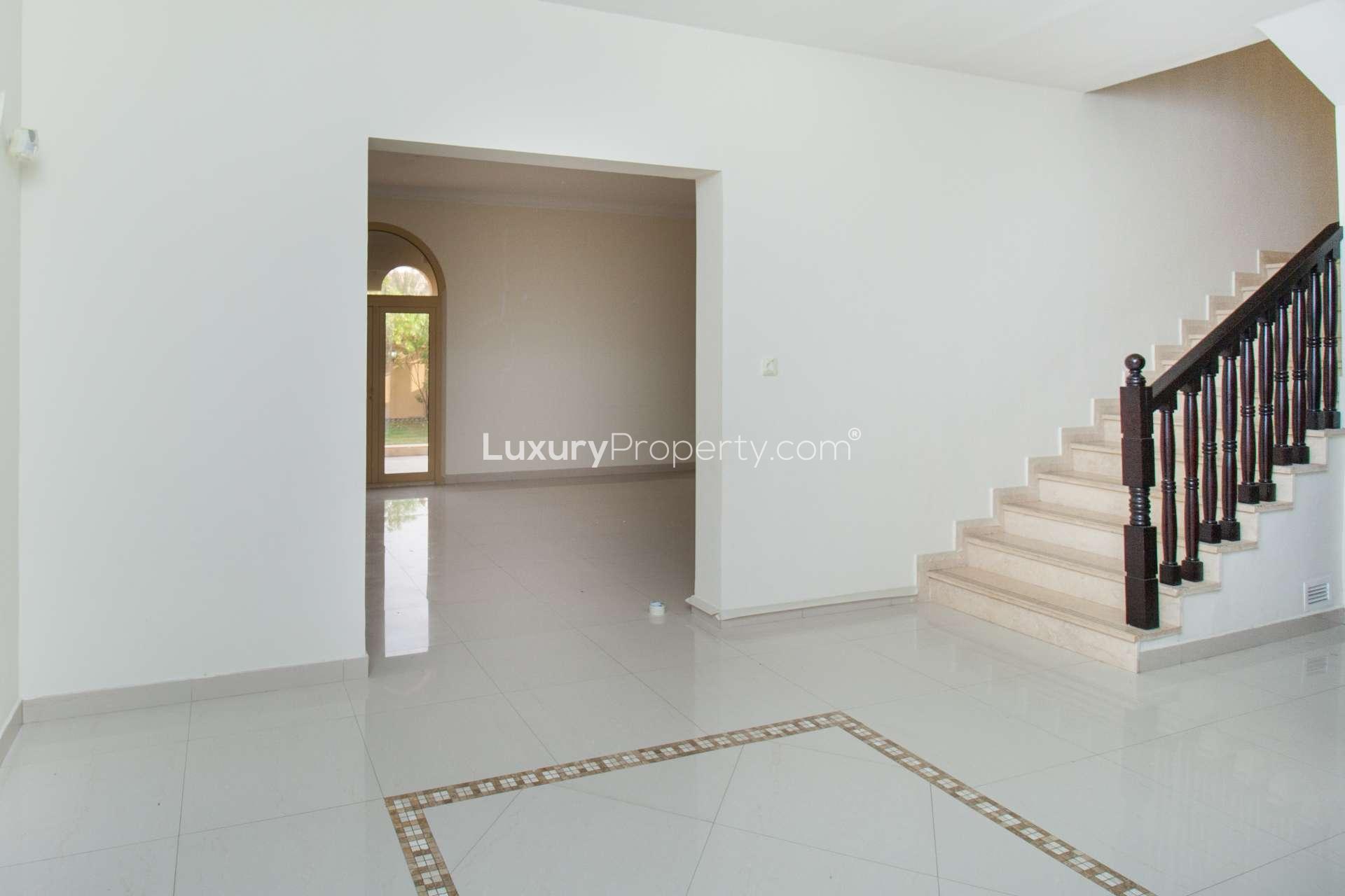 Spacious living room in 3-bedroom villa, Falcon City of Wonders, Western Residence South