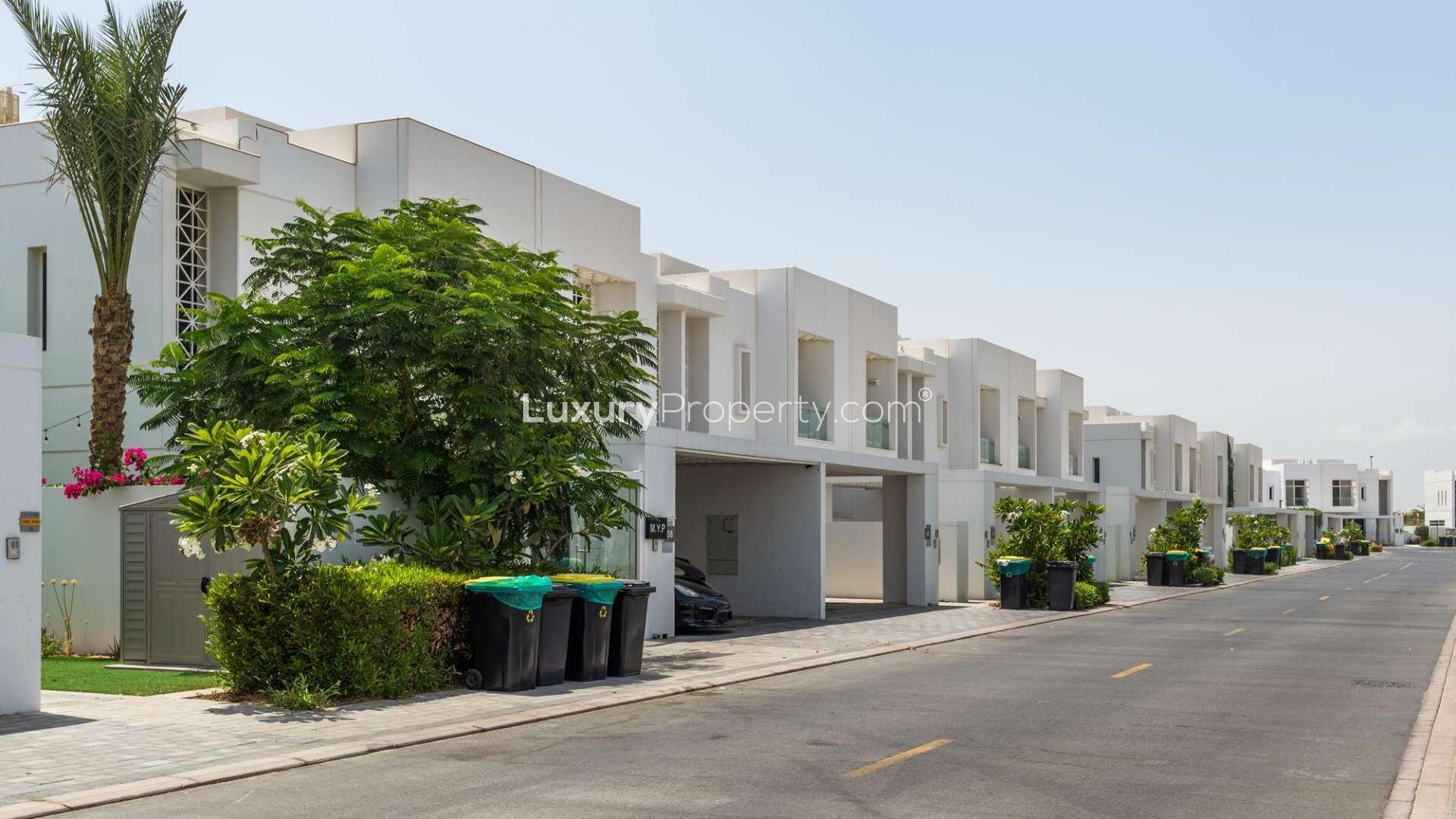 Spacious living room in 3-bedroom townhouse for sale, Arabella 1, Mudon