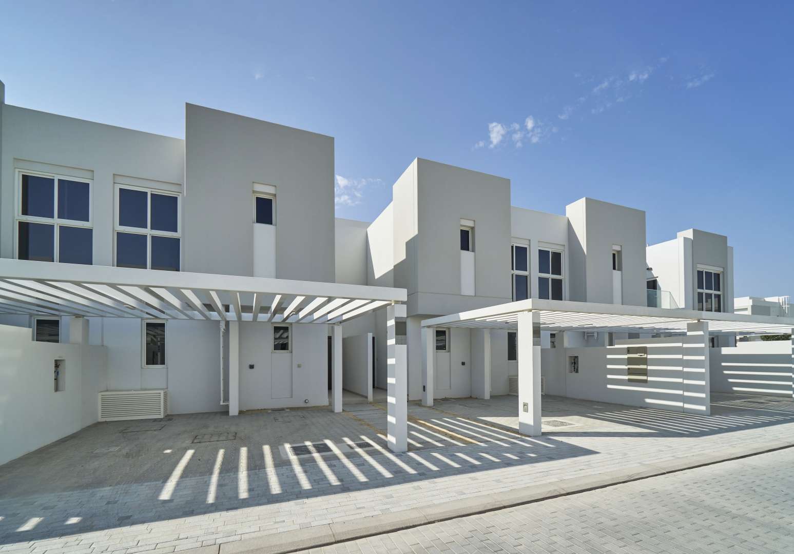 Spacious living area in 3-bedroom townhouse for sale, Arabella 3, Mudon