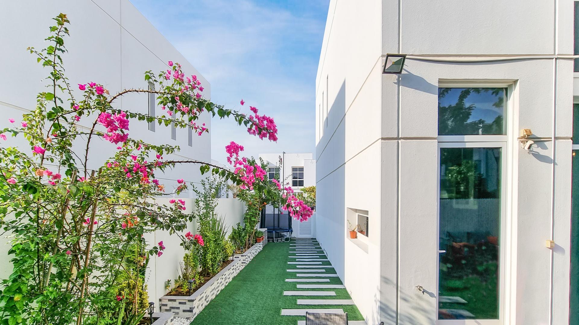 Modern Type A End Unit townhouse in Arabella, Mudon with lush garden view