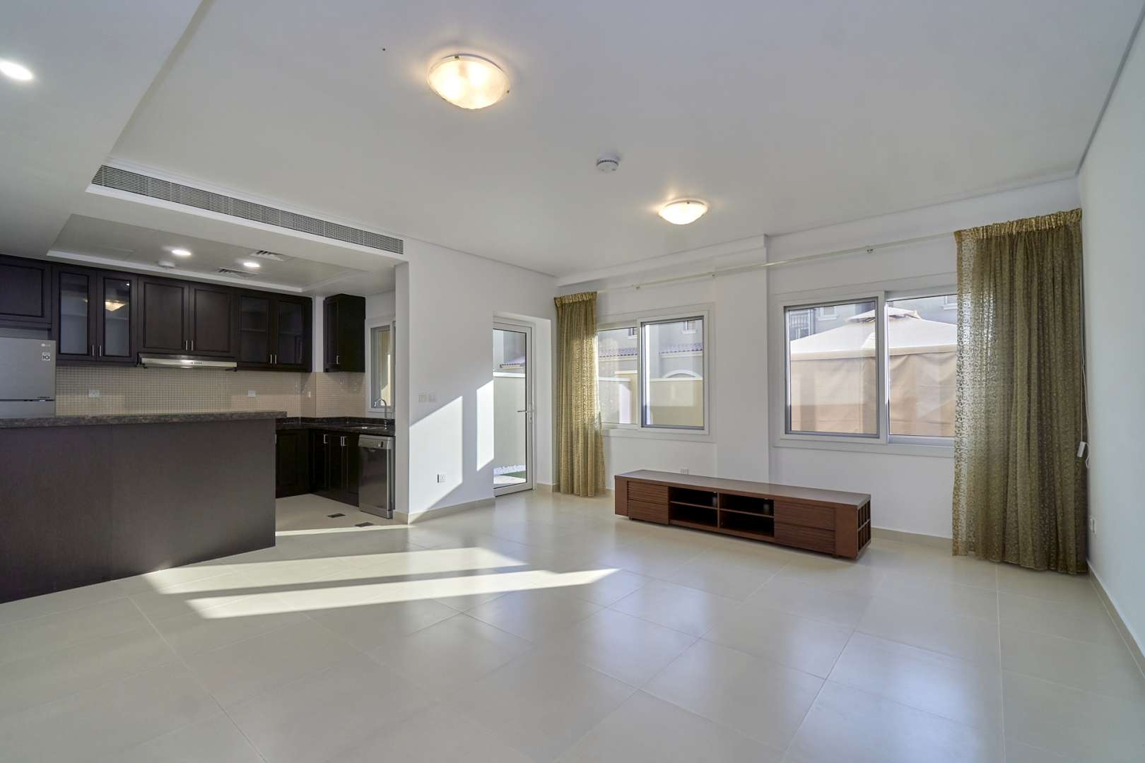 Modern kitchen and staircase in 3-bedroom townhouse, Casa Dora, Serena - LP09382