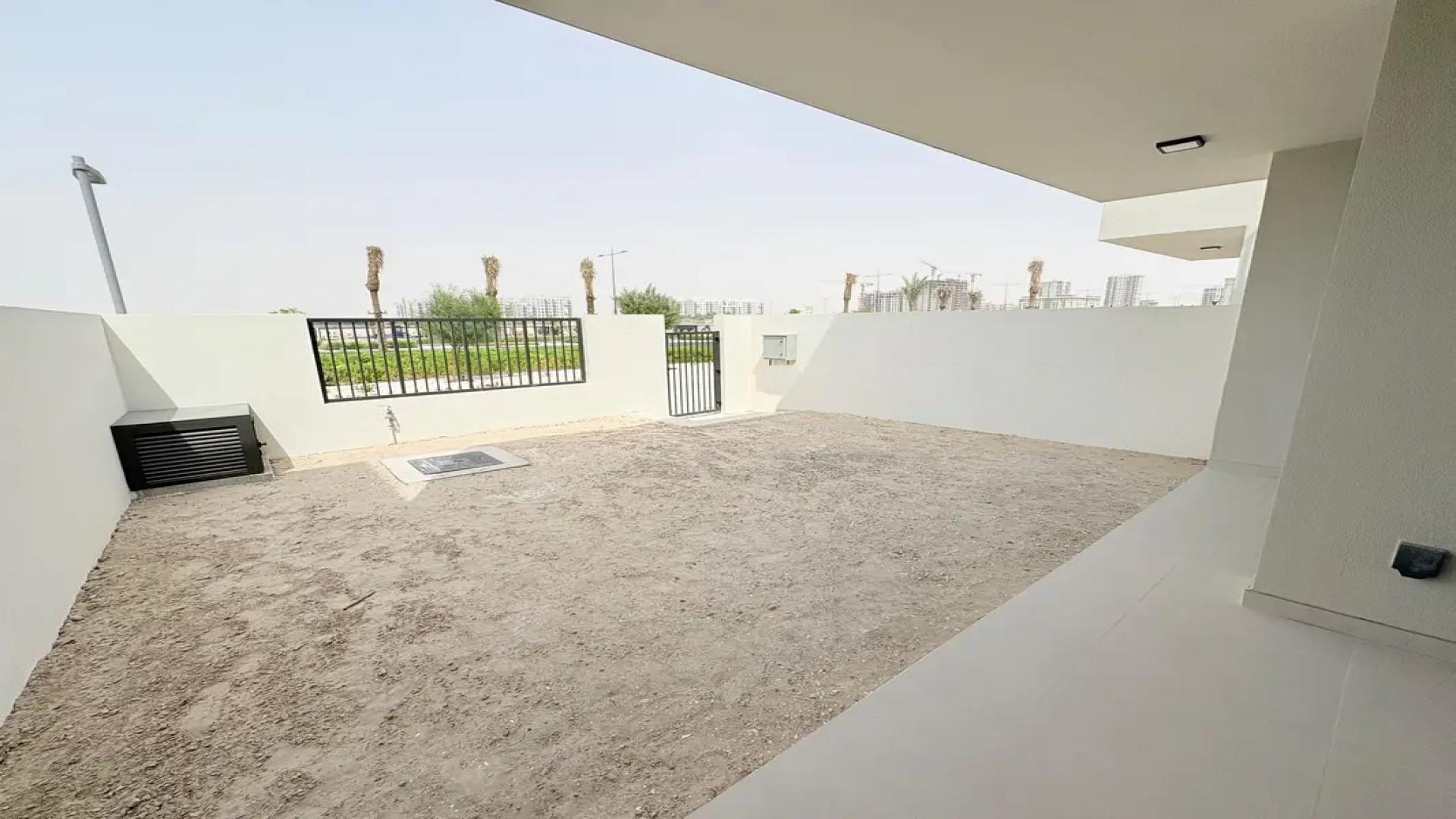 Backyard view of 3-bedroom villa for rent in Maha Townhouses, Town Square