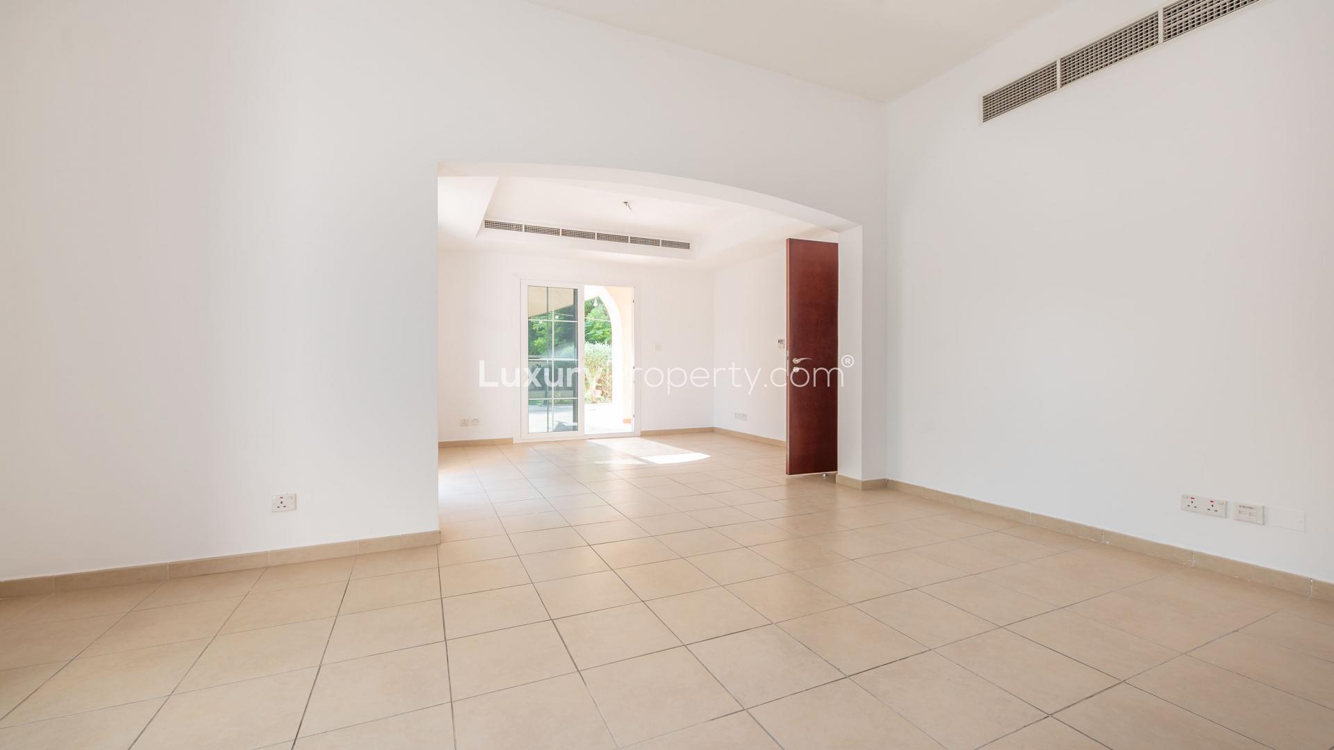 Stunning 3-bedroom corner villa with garden in Al Reem, Arabian Ranches for rent