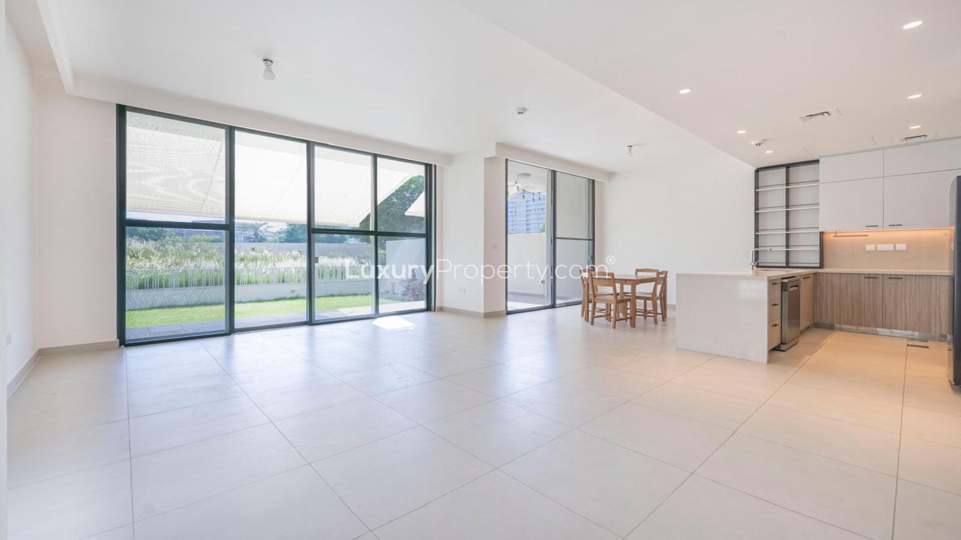 Spacious garden with patio and awning in Club Villas, Dubai Hills Estate for rent