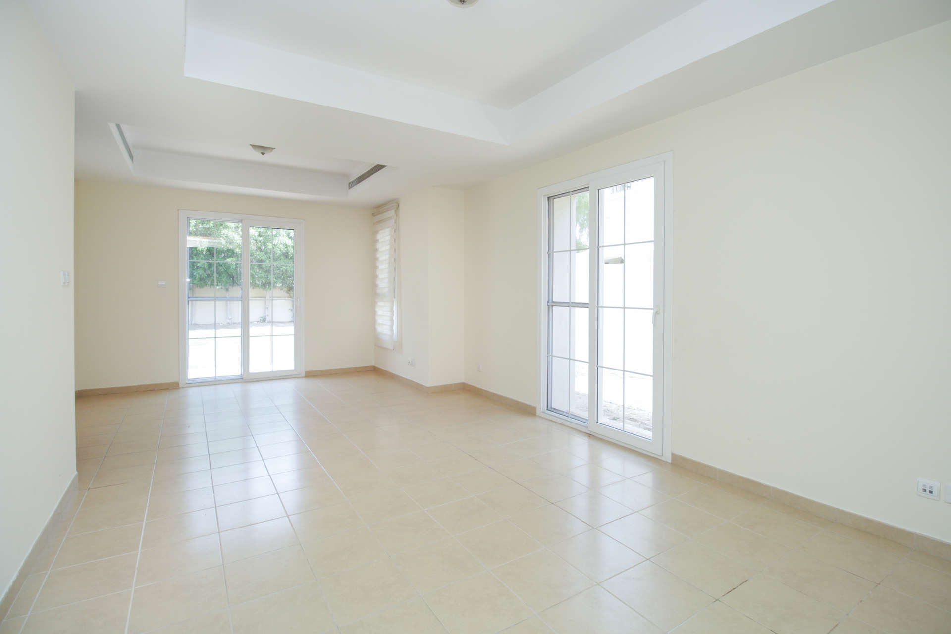 Charming 3-bedroom villa exterior in Alma, Arabian Ranches, available for rent